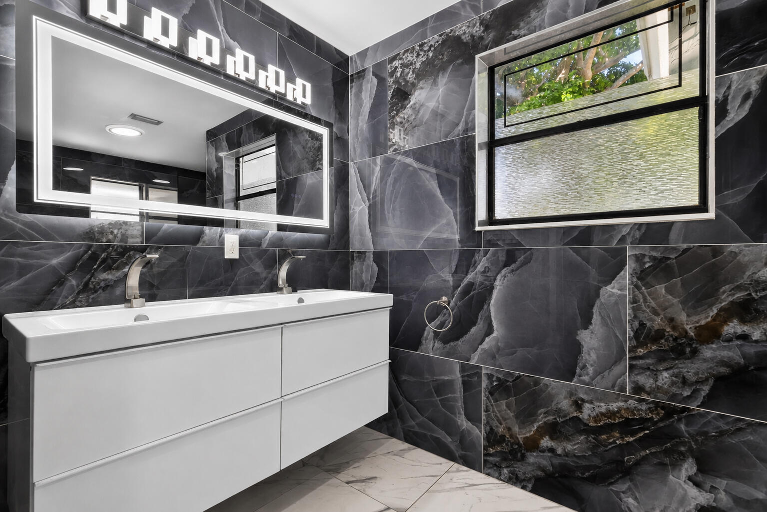 RAINBERRY LAKE PH III-B - Residential