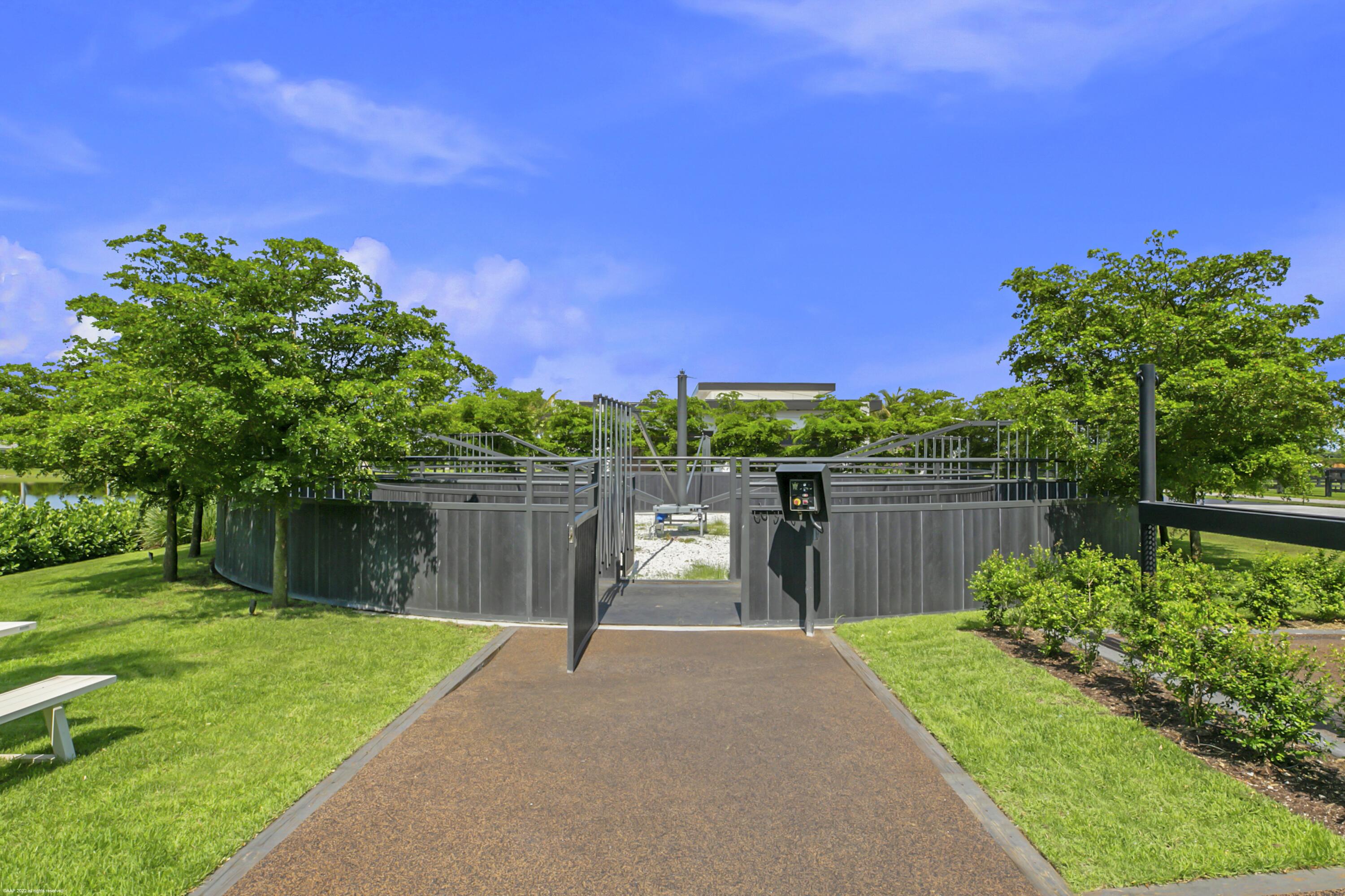 WELLINGTON PRESERVE - Residential