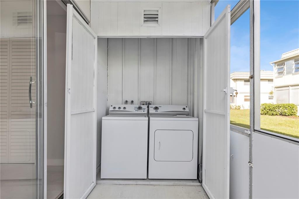 KINGS POINT FLANDERS COND - Residential