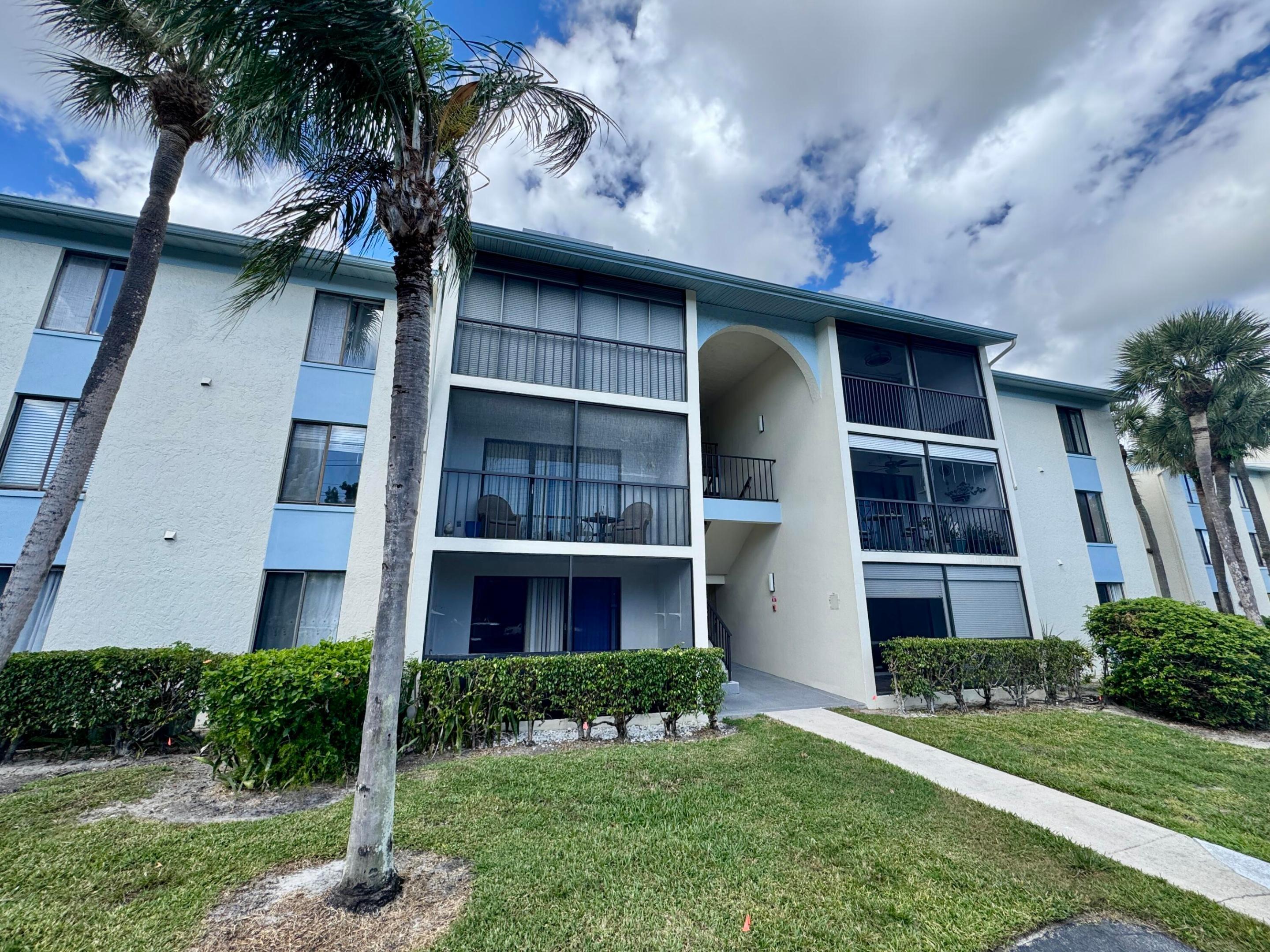PALM CLUB VILLAGE II CONDO - Residential Lease