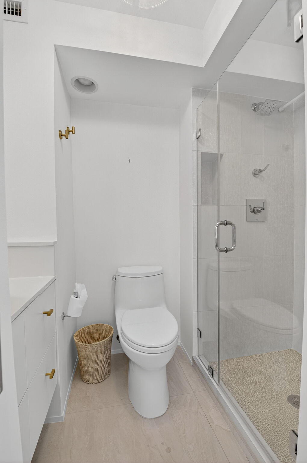 45 OCEAN CONDO - Residential Lease