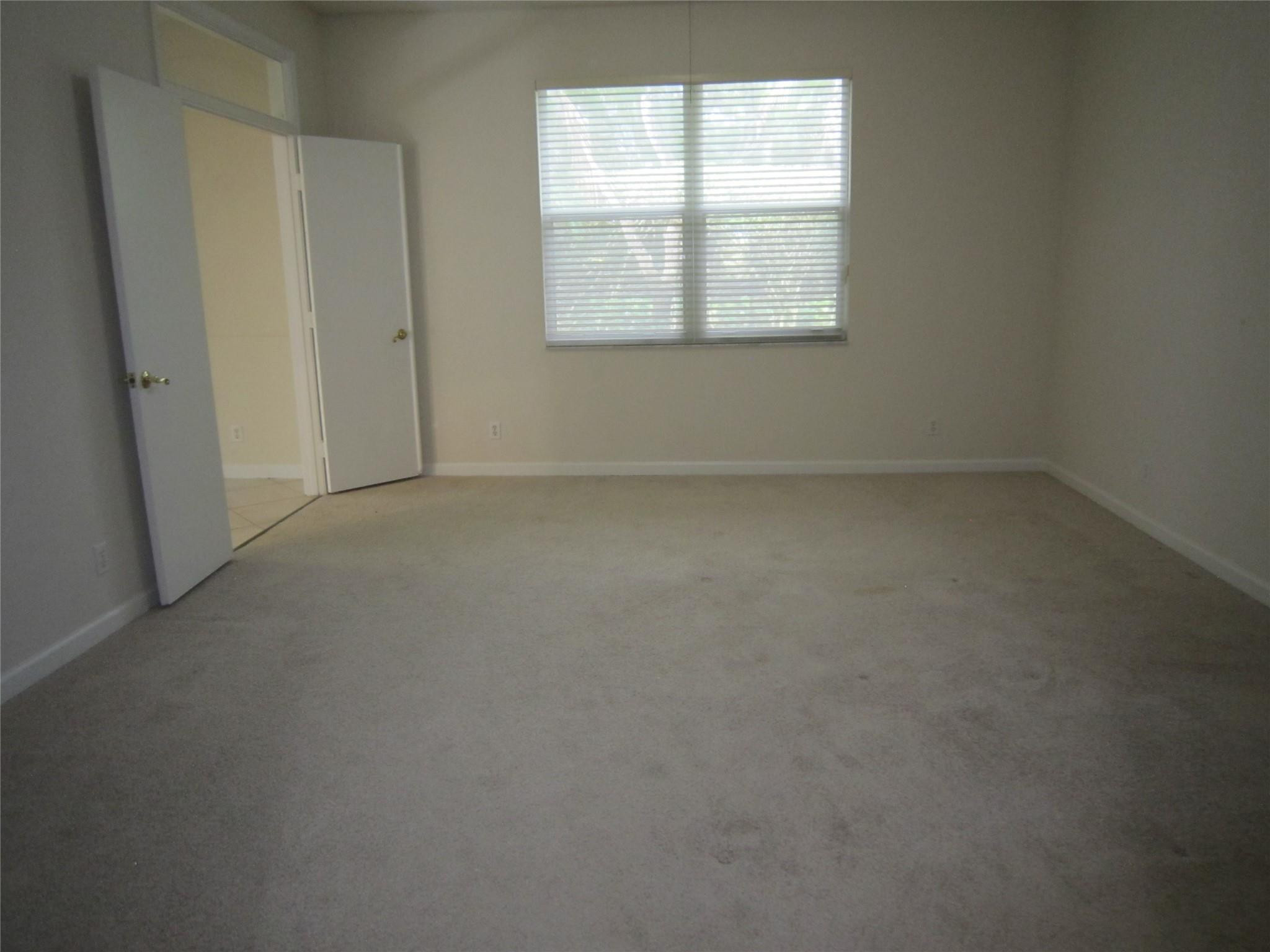 WYCLIFFE TR I - Residential Lease