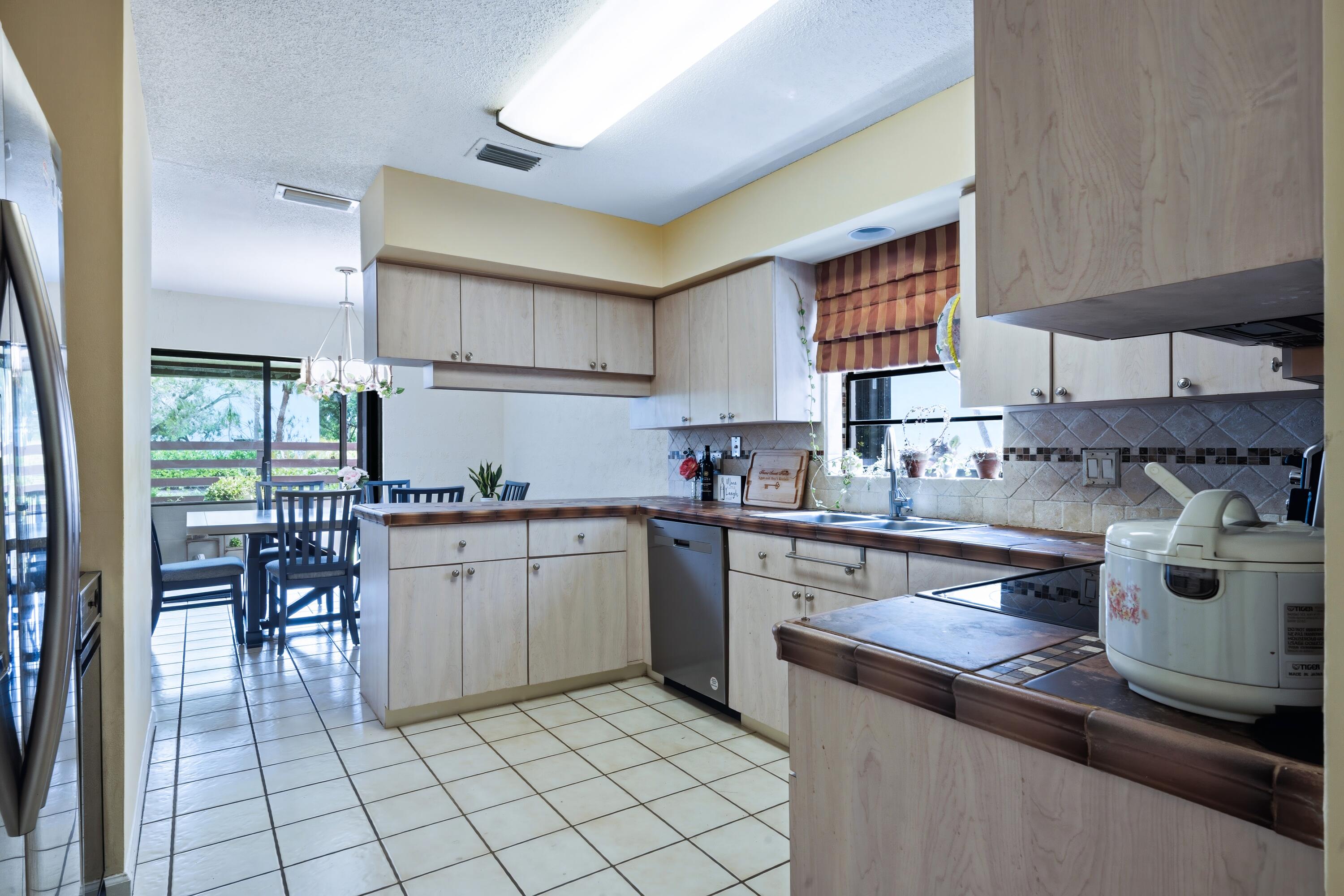 BEAUMONT PLACE - Residential