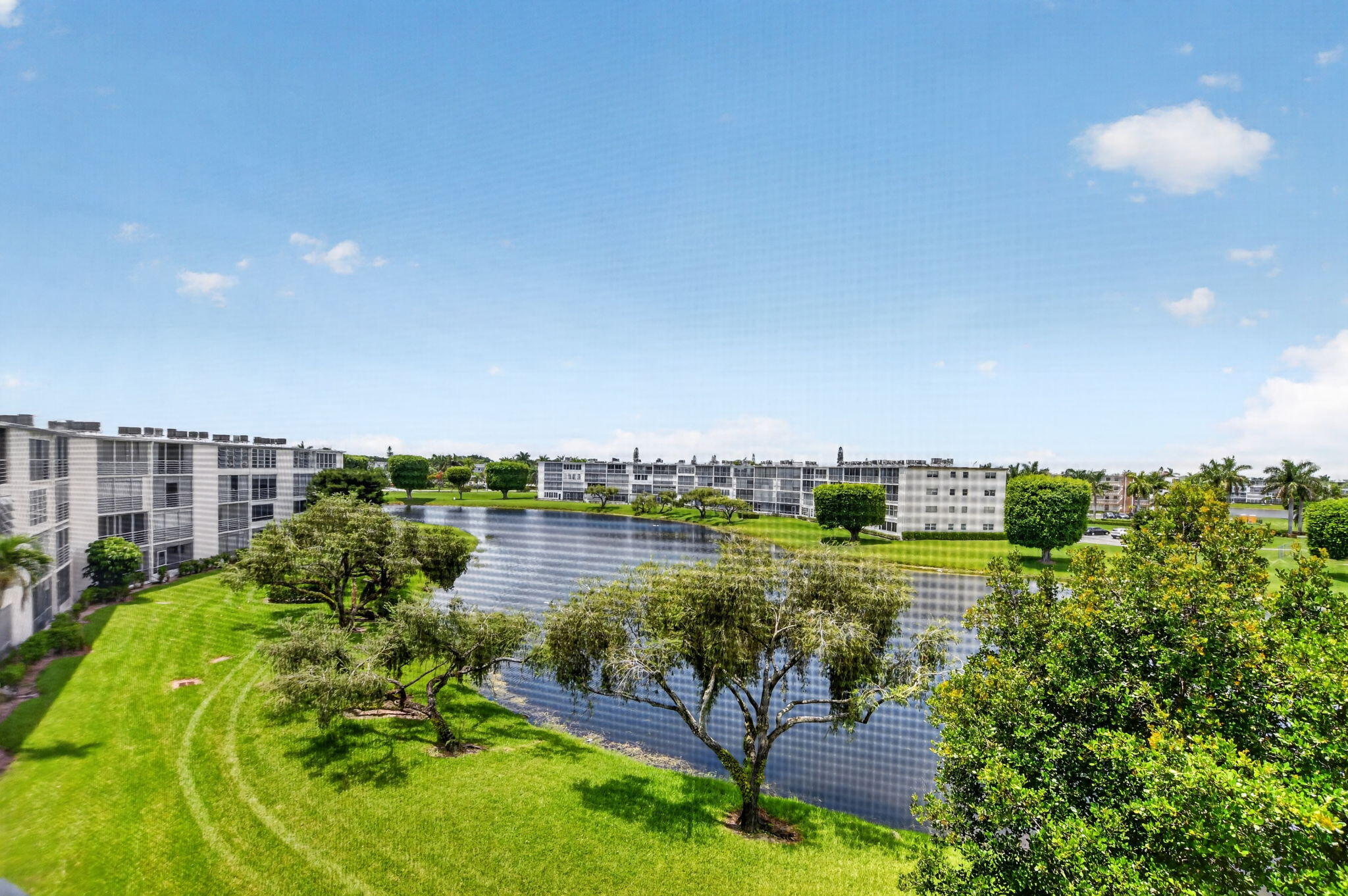 HYTHE AT CENTURY VILLAGE CONDO - Residential
