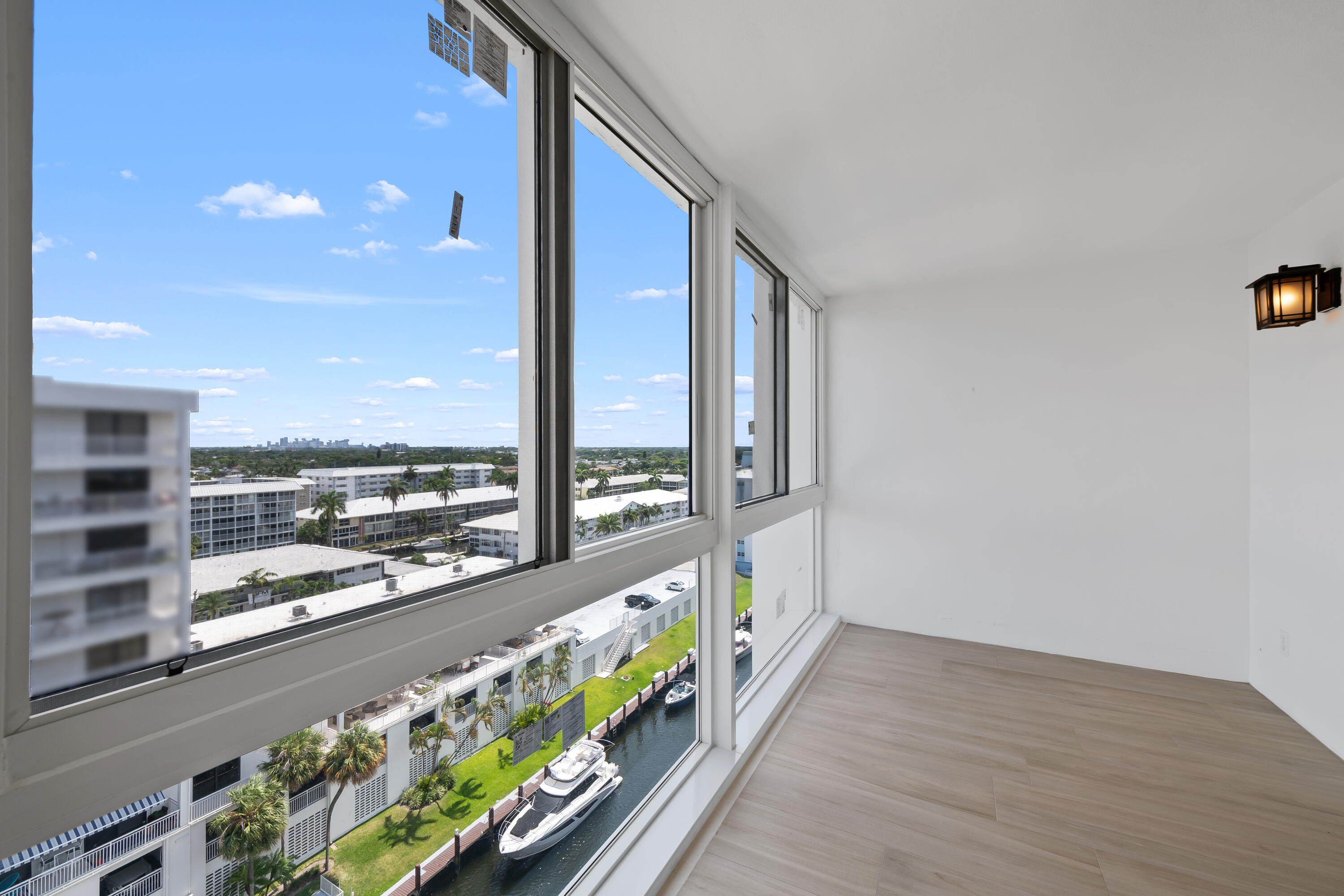 ROYAL MARINER CONDO - Residential