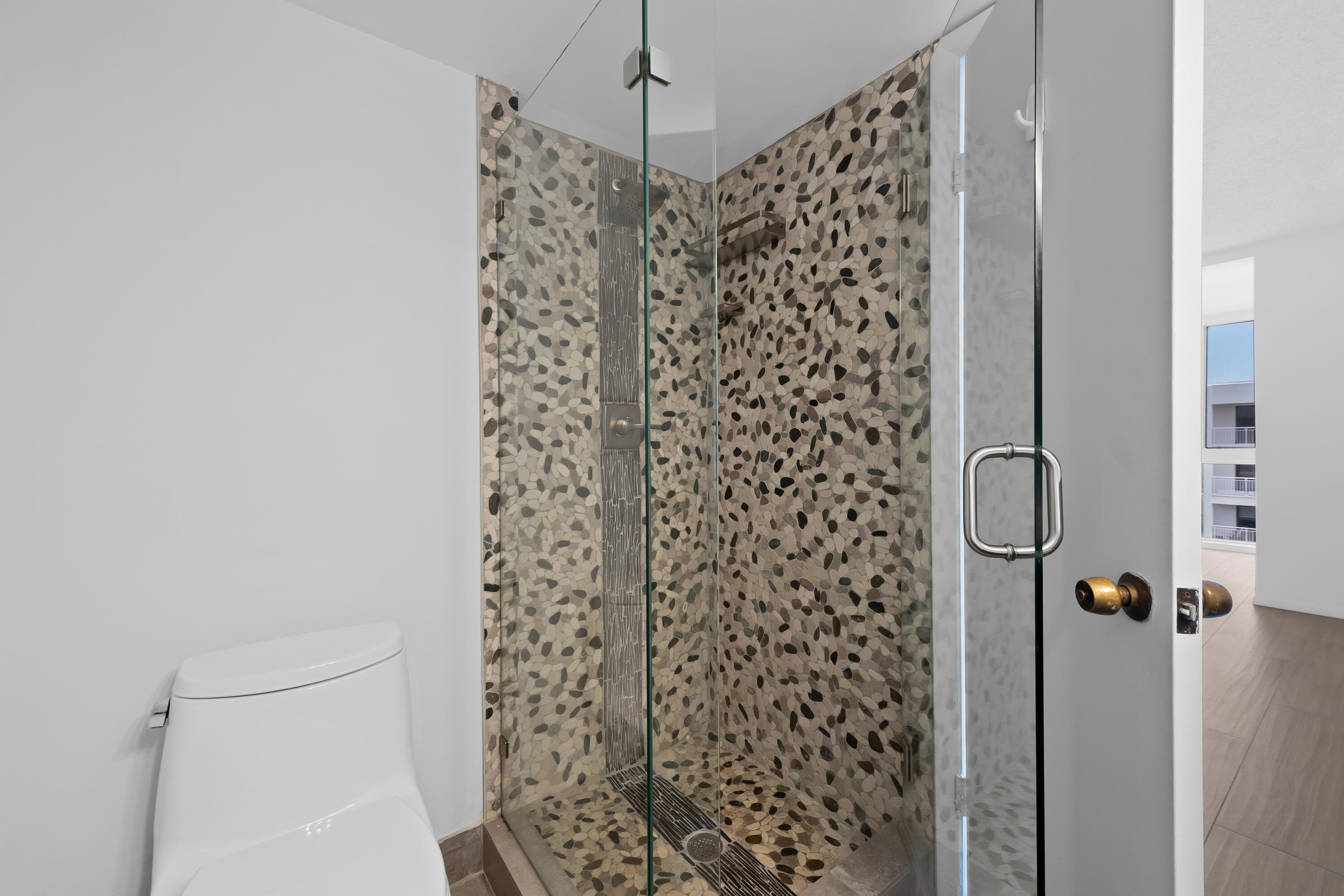 ROYAL MARINER CONDO - Residential