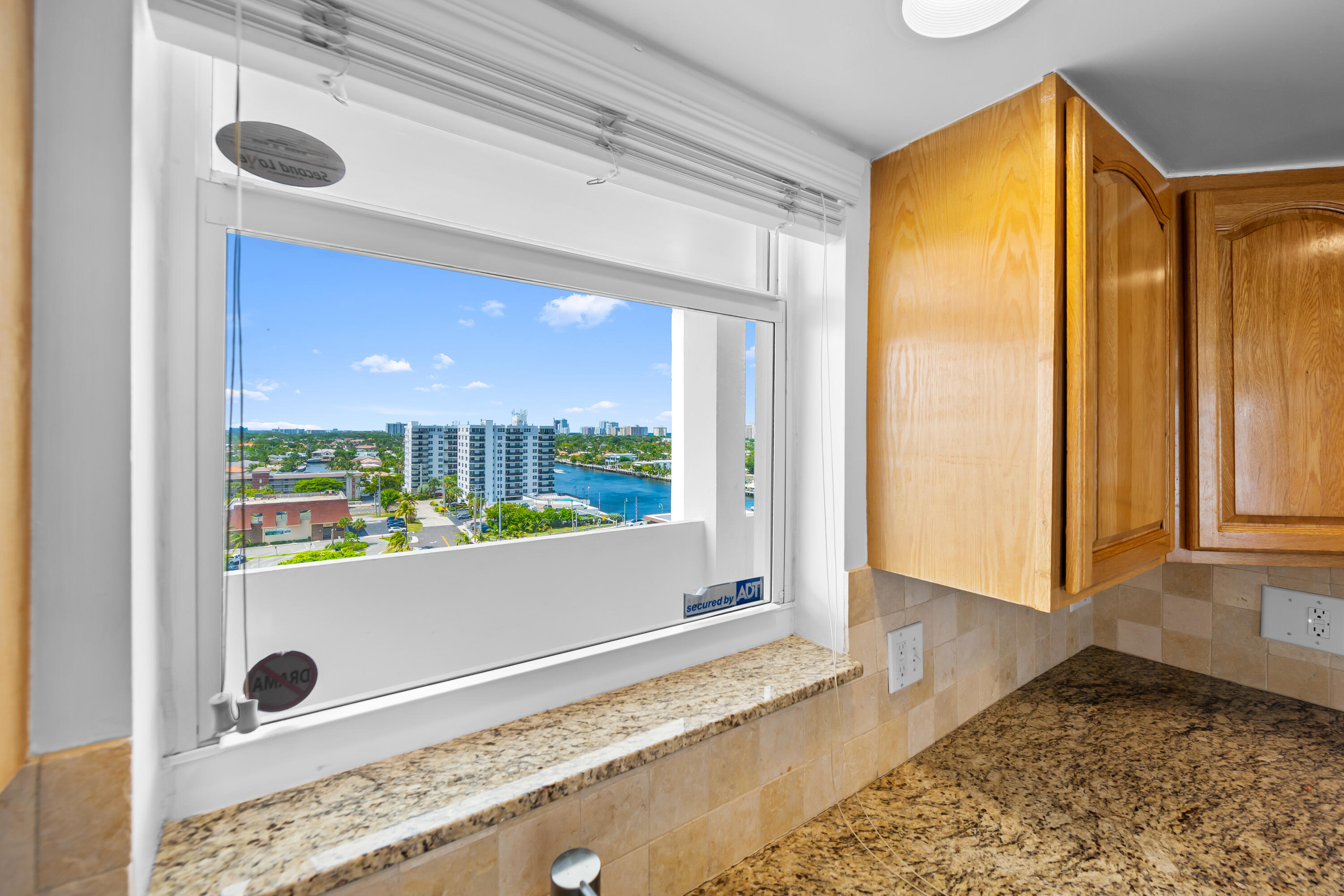 ROYAL MARINER CONDO - Residential