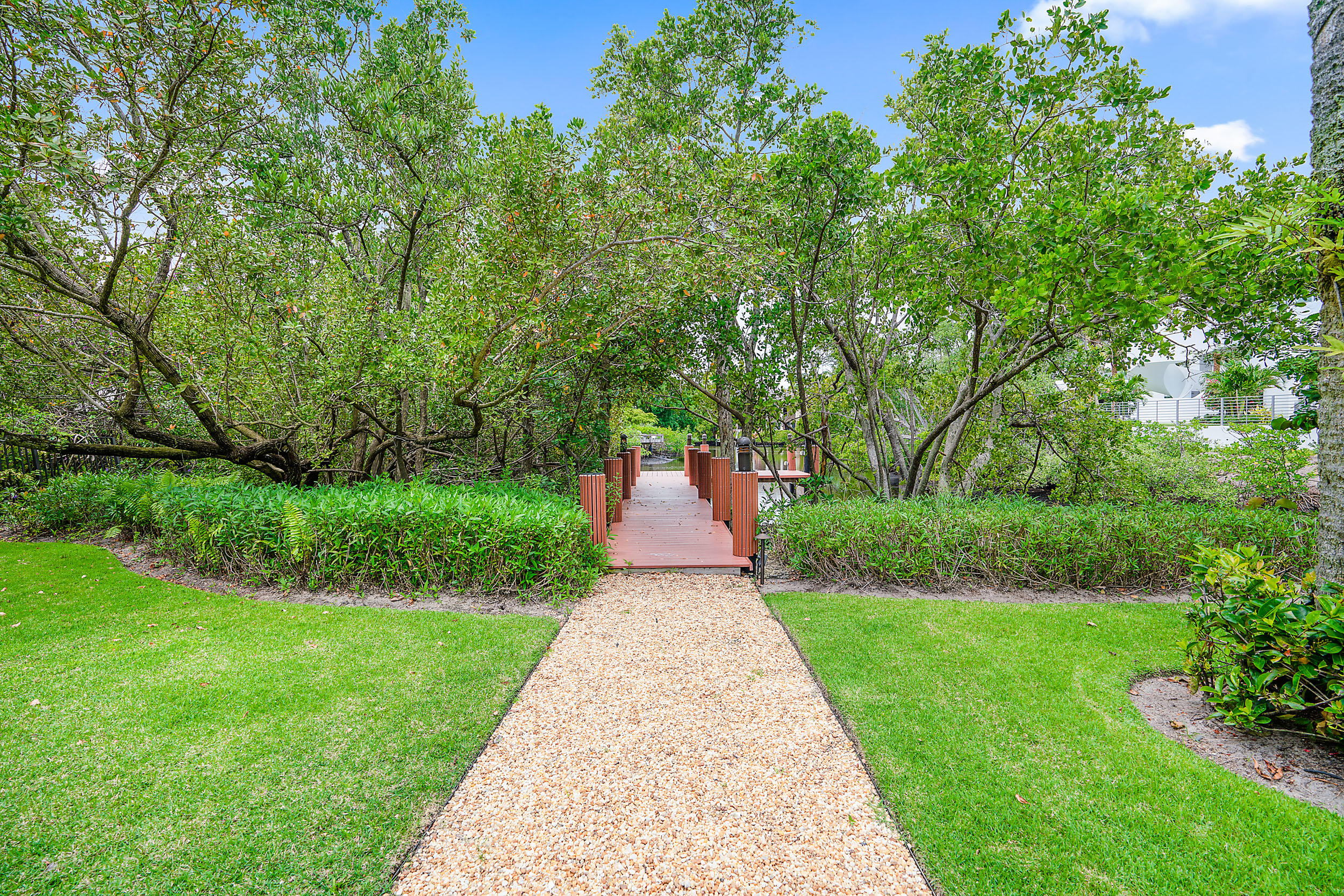 SEMINOLE LANDING - Residential