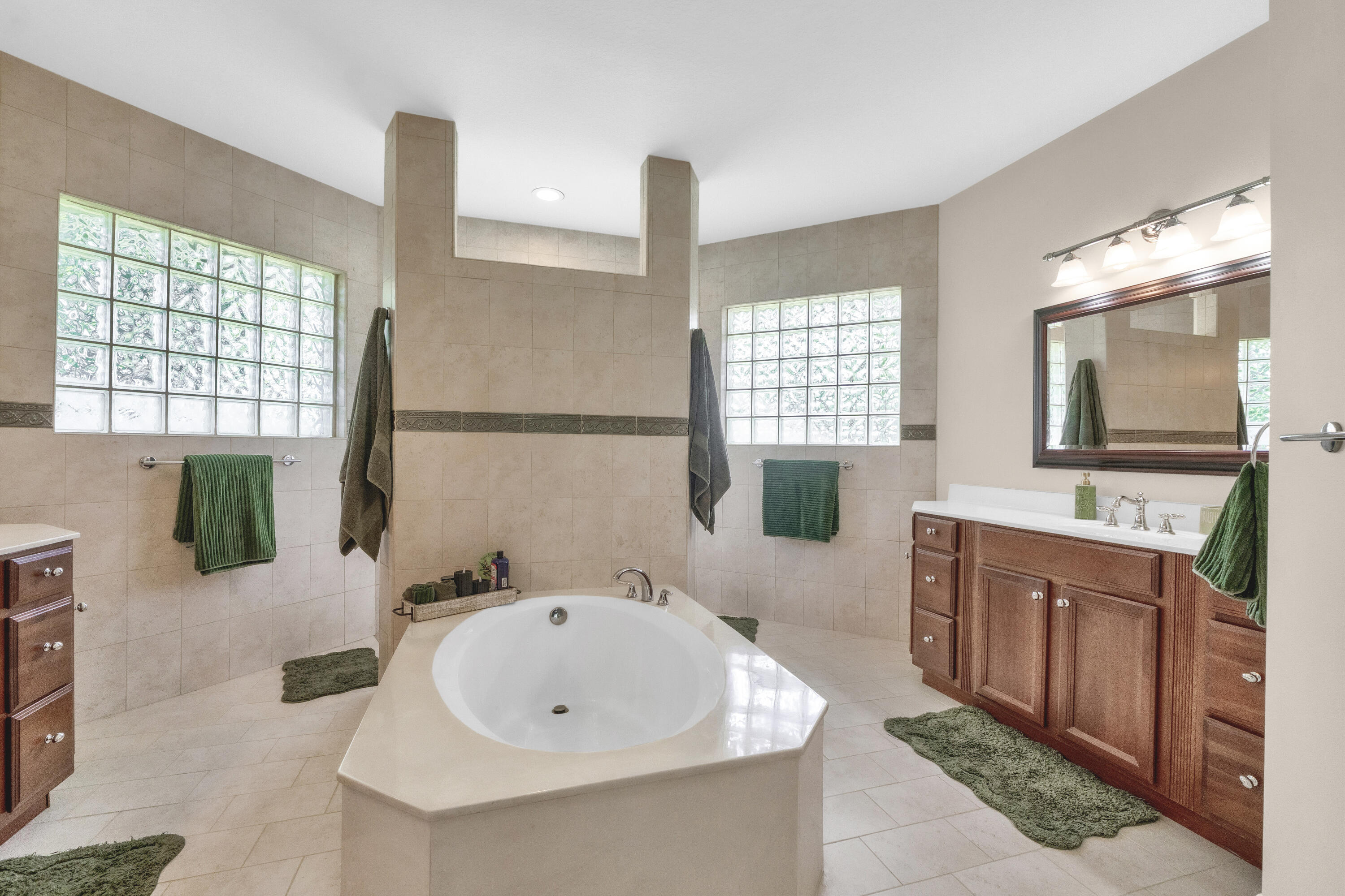 Pine Tree Estates - Residential