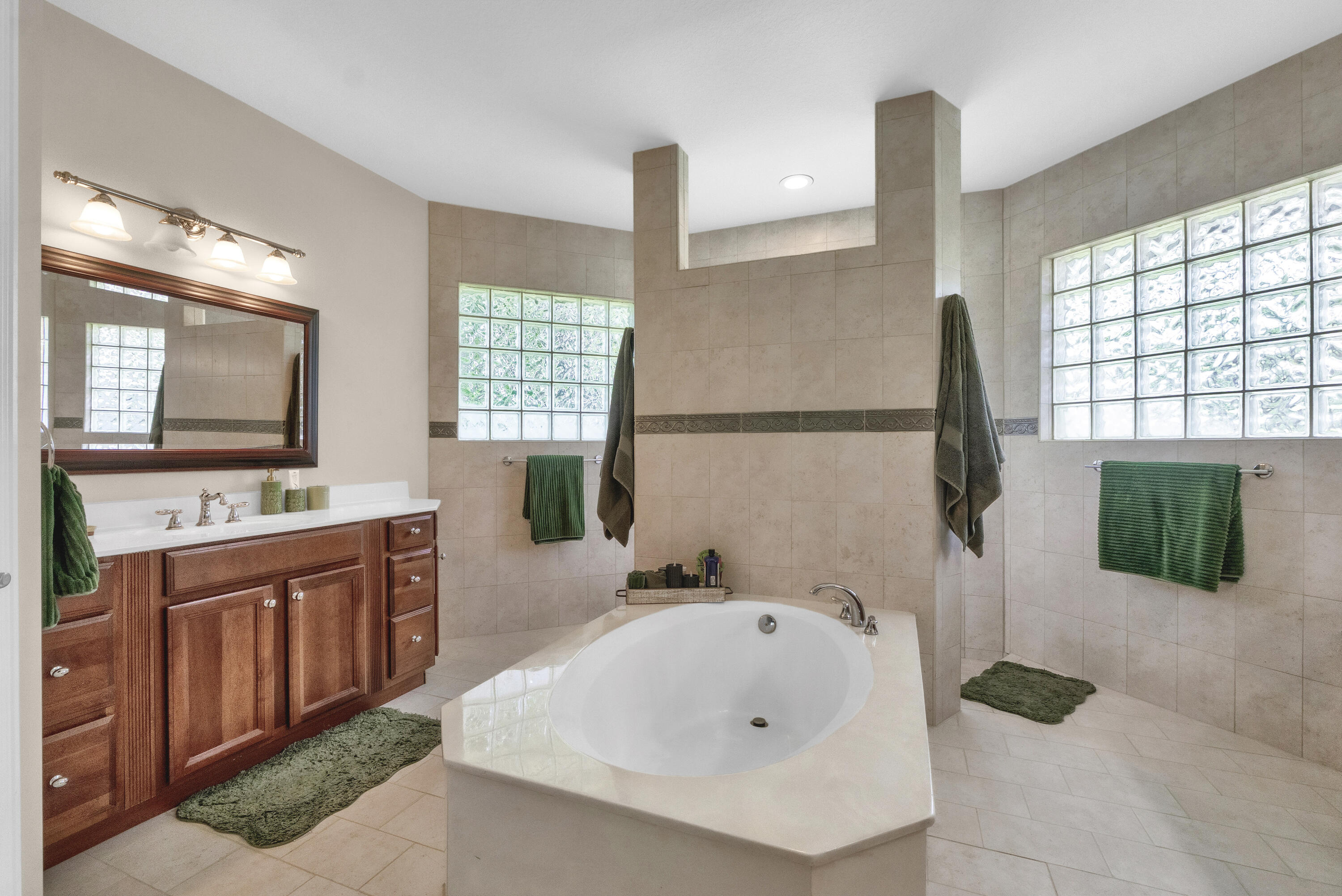 Pine Tree Estates - Residential