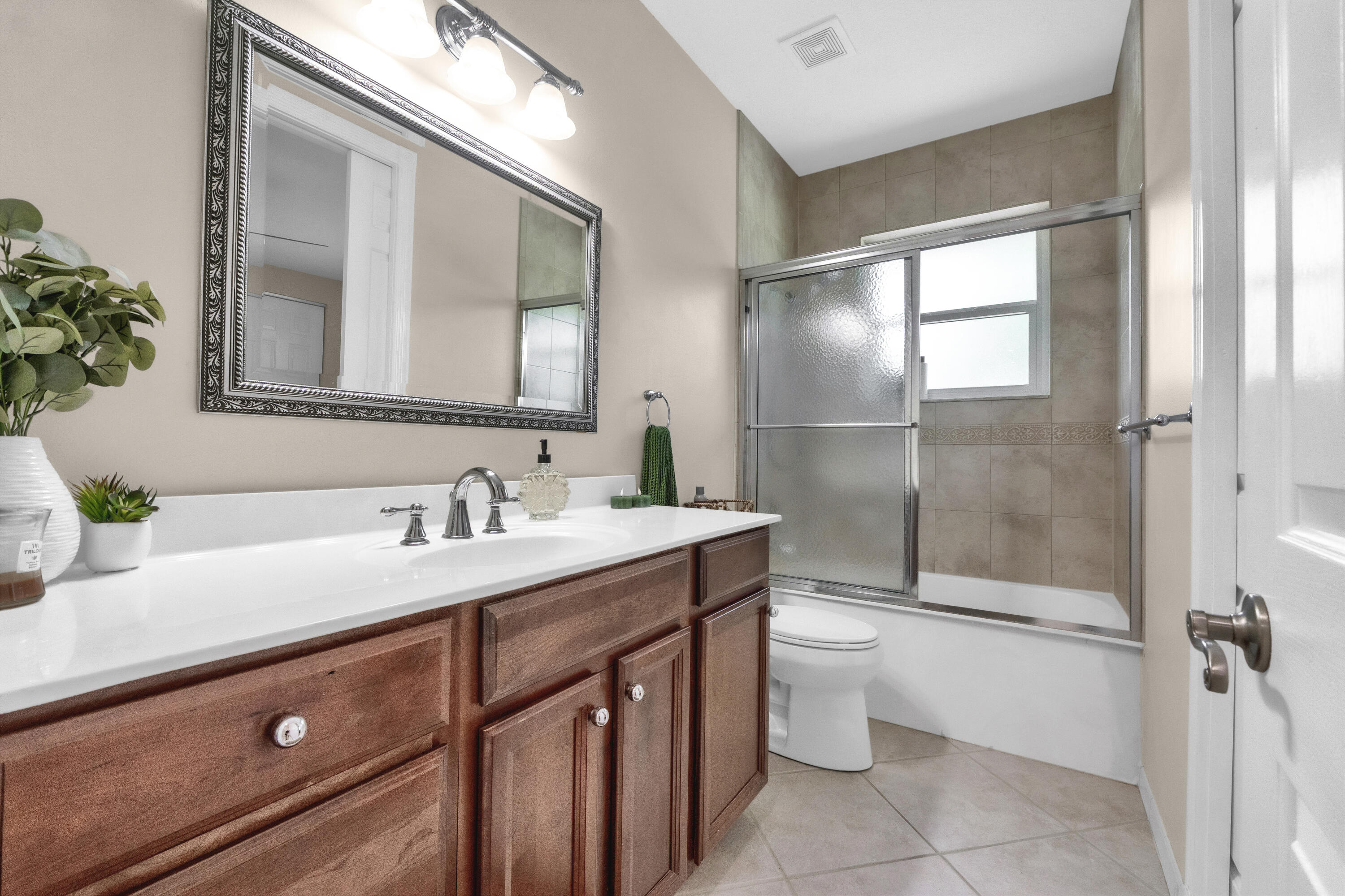 Pine Tree Estates - Residential
