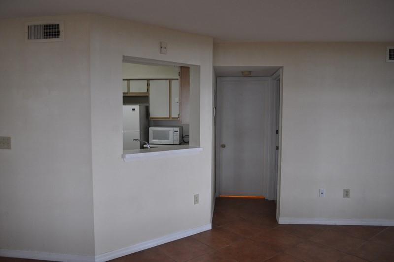 SAILBOAT POINTE CONDO - Residential