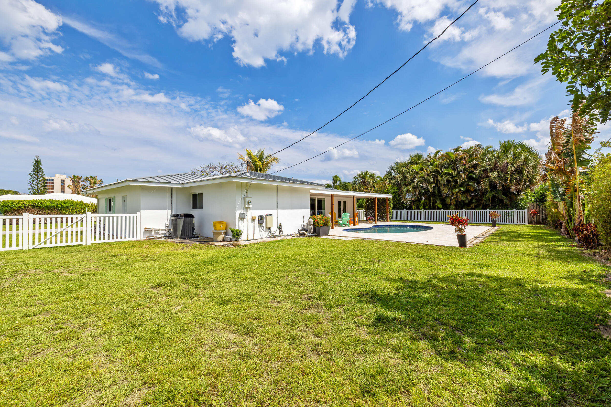 SEA VIEW RIDGE - Residential Lease