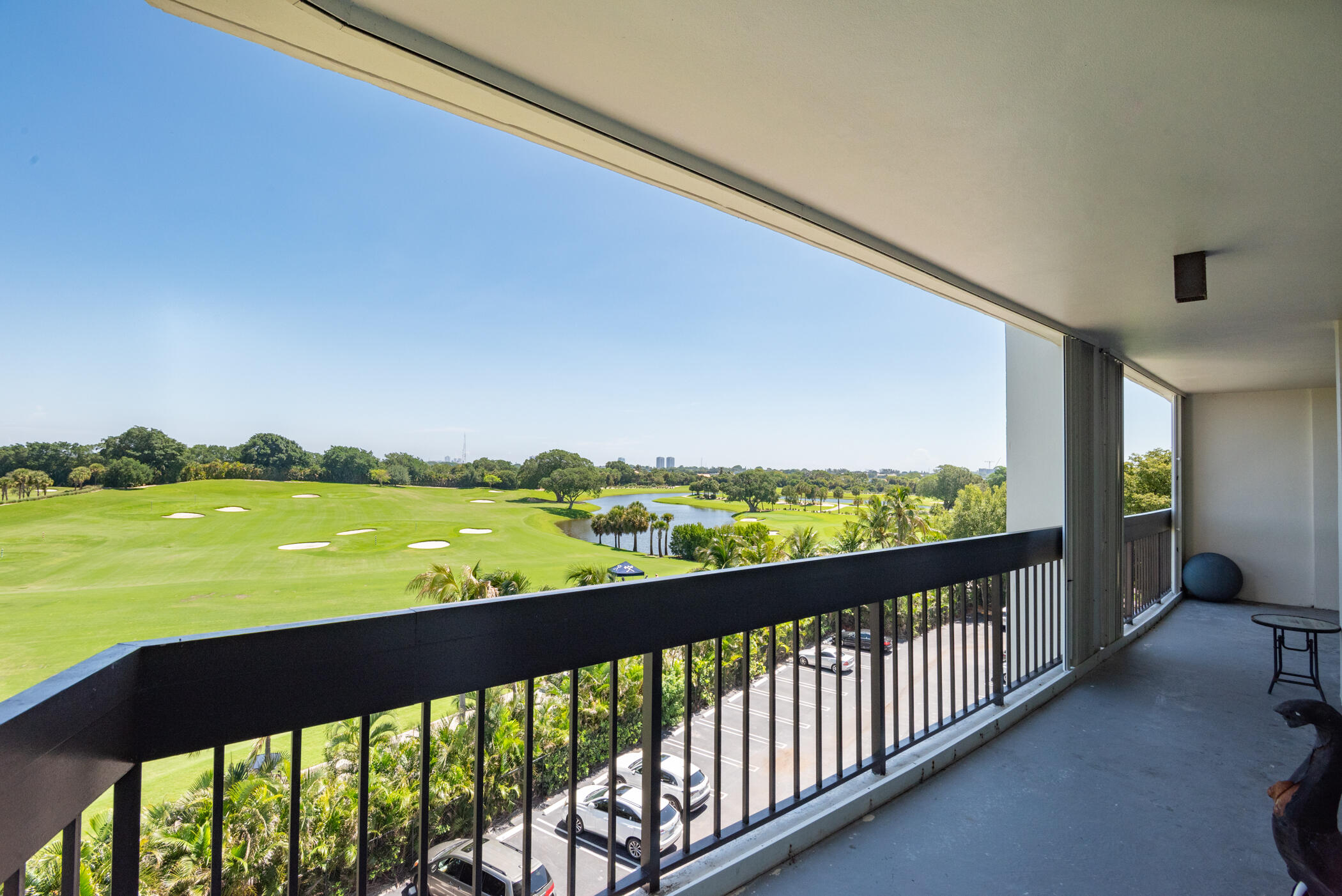 LANDS OF THE PRESIDENT CONDO 2 , - Residential Lease
