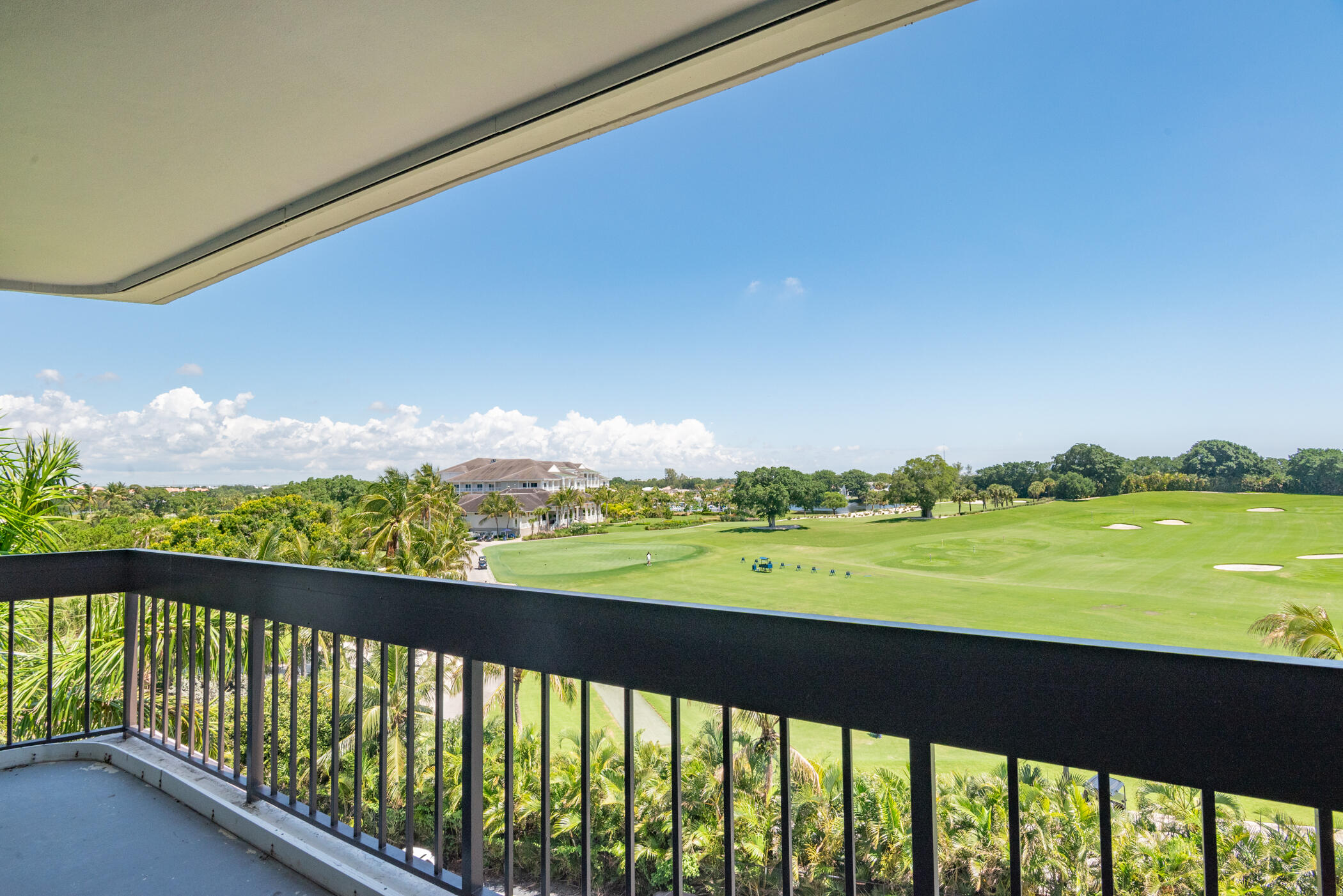 LANDS OF THE PRESIDENT CONDO 2 , - Residential Lease