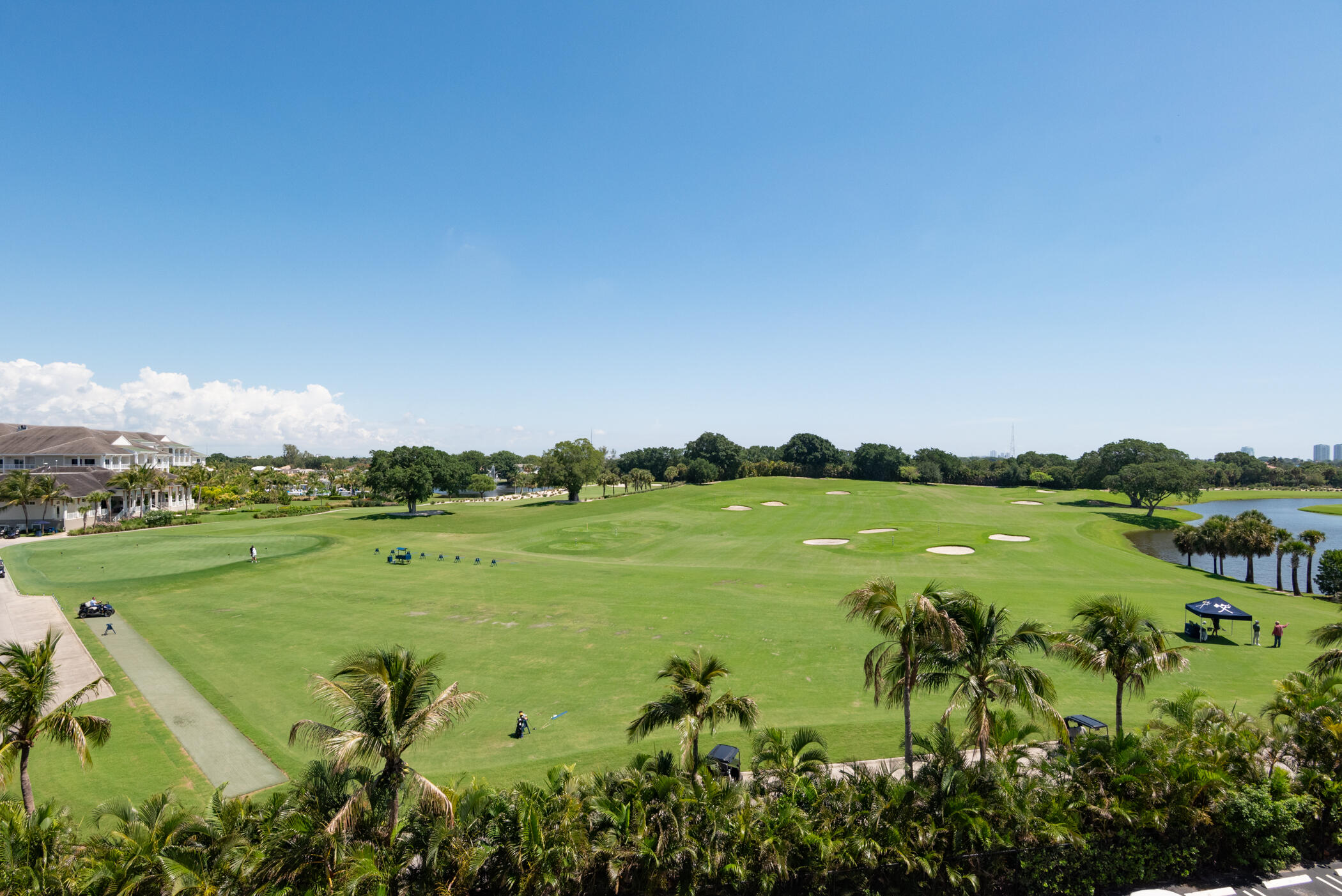 LANDS OF THE PRESIDENT CONDO 2 , - Residential Lease