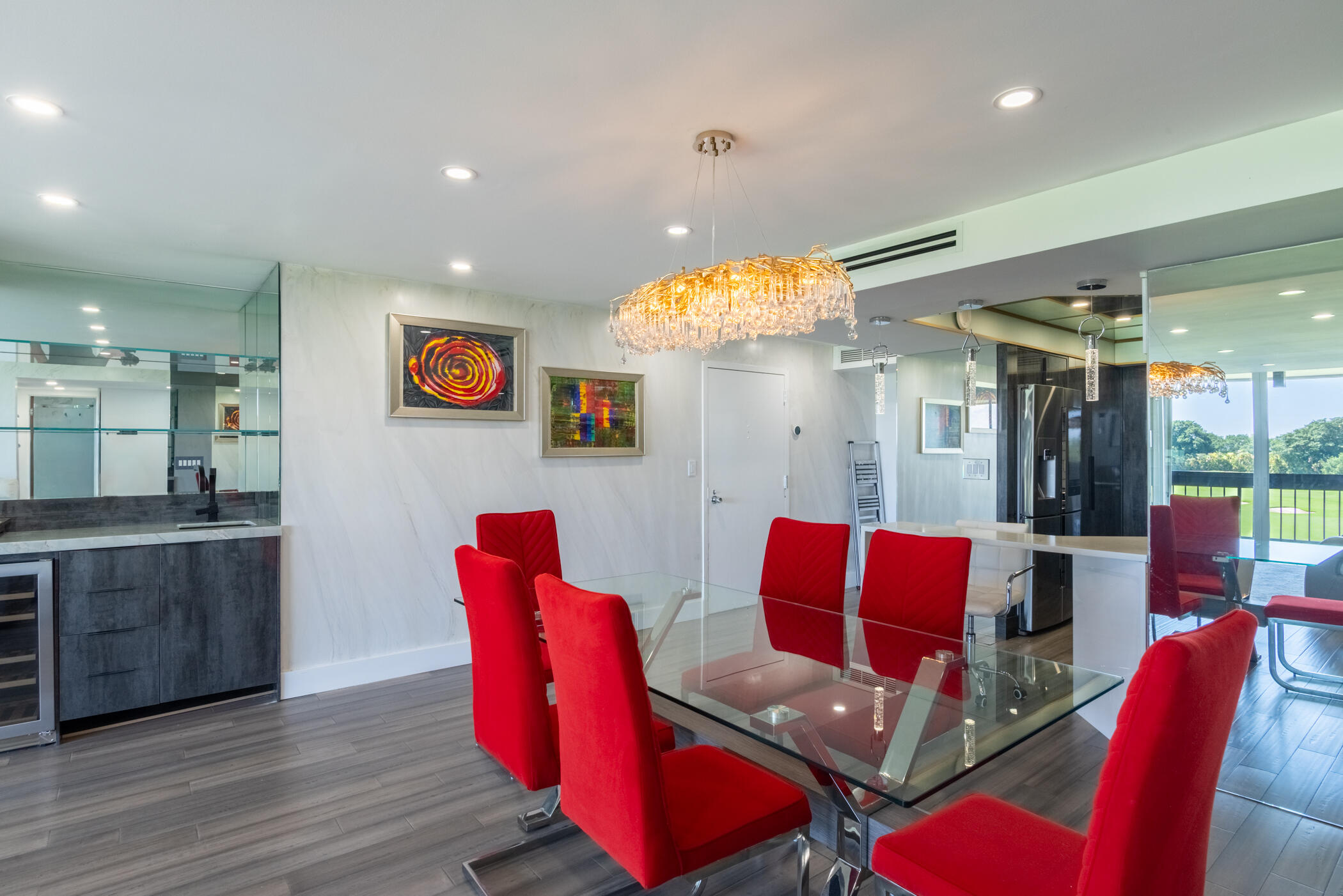 LANDS OF THE PRESIDENT CONDO 2 , - Residential Lease