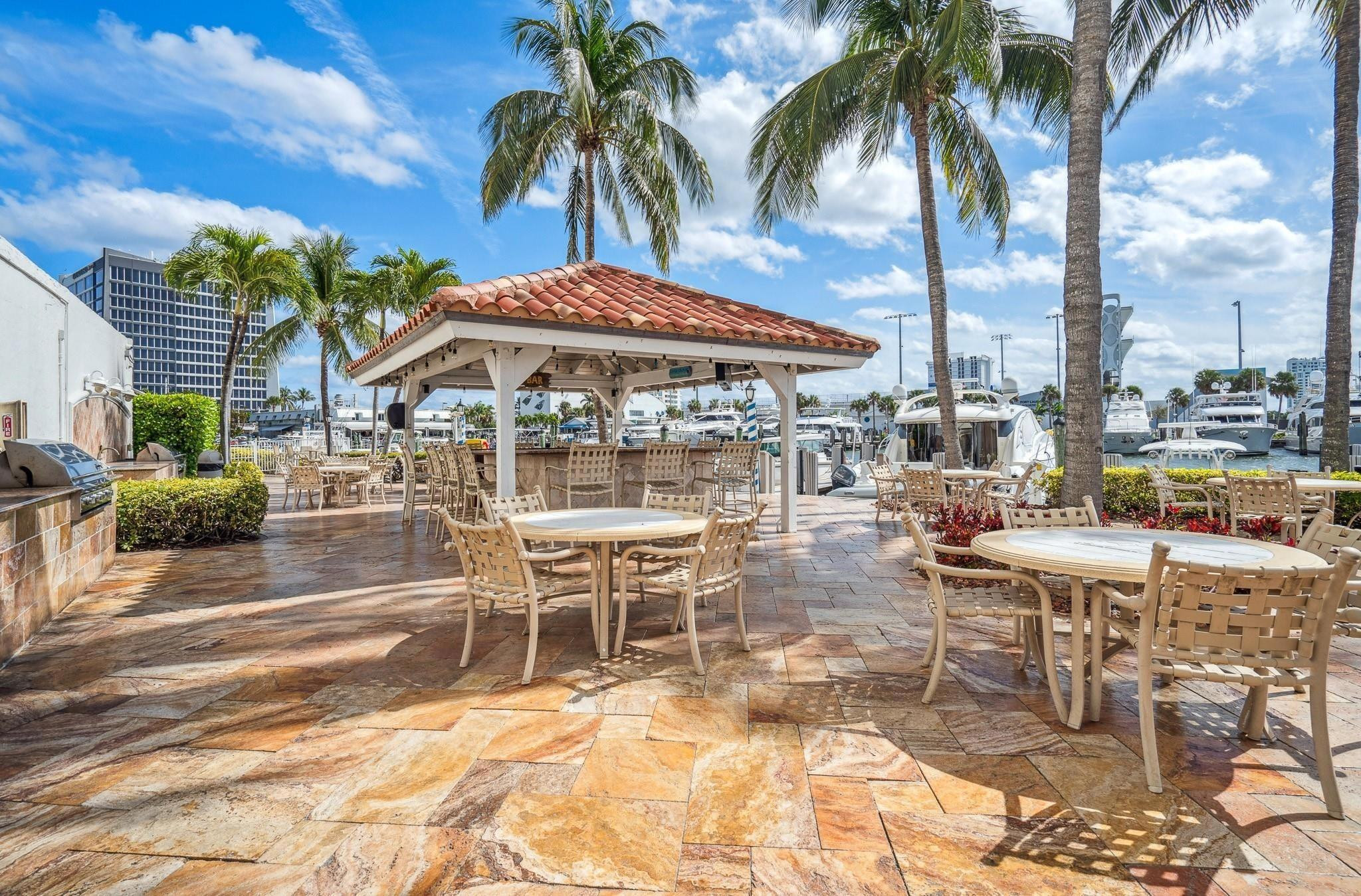 Venetian Condominium - Residential