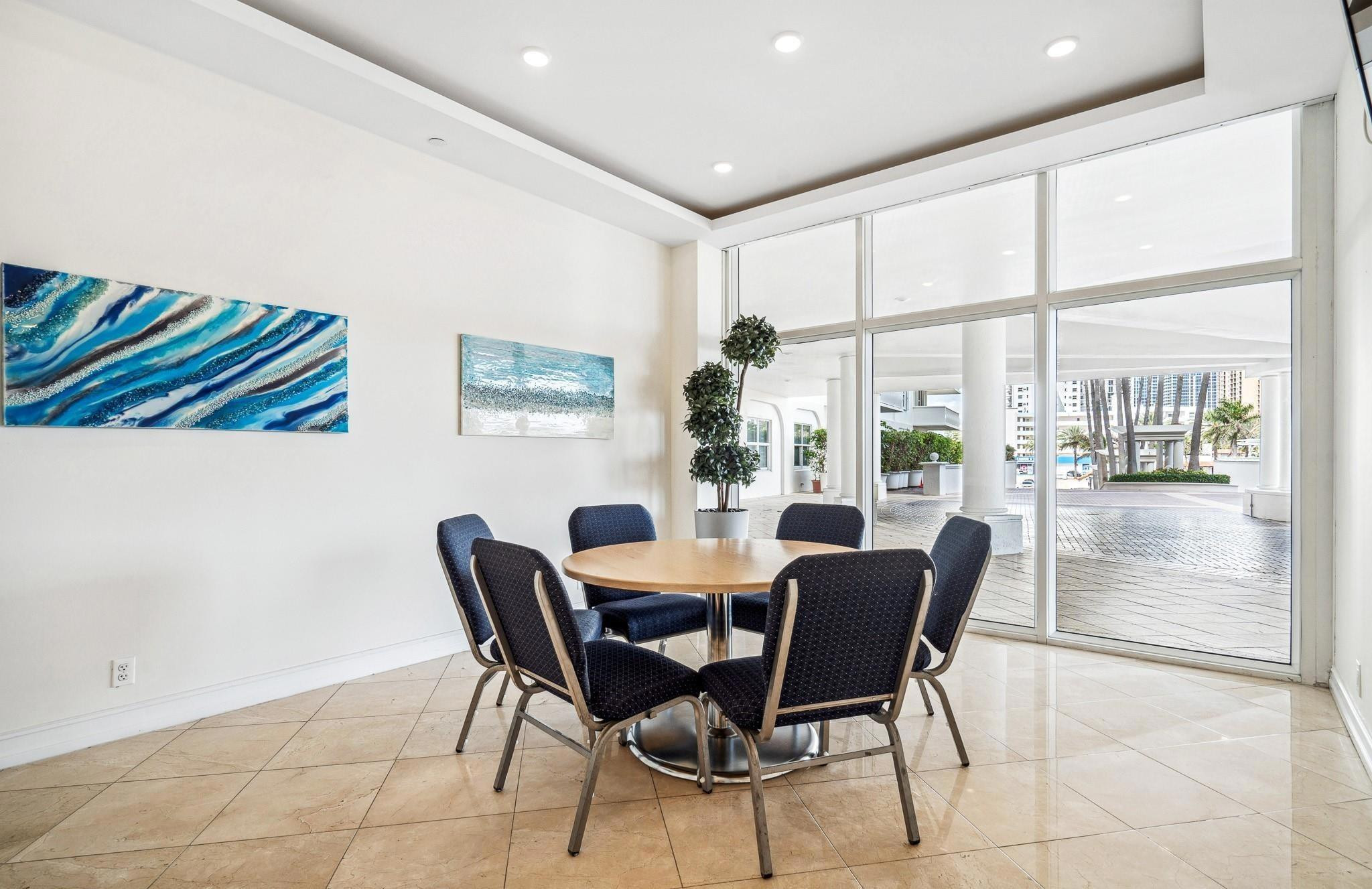 Venetian Condominium - Residential