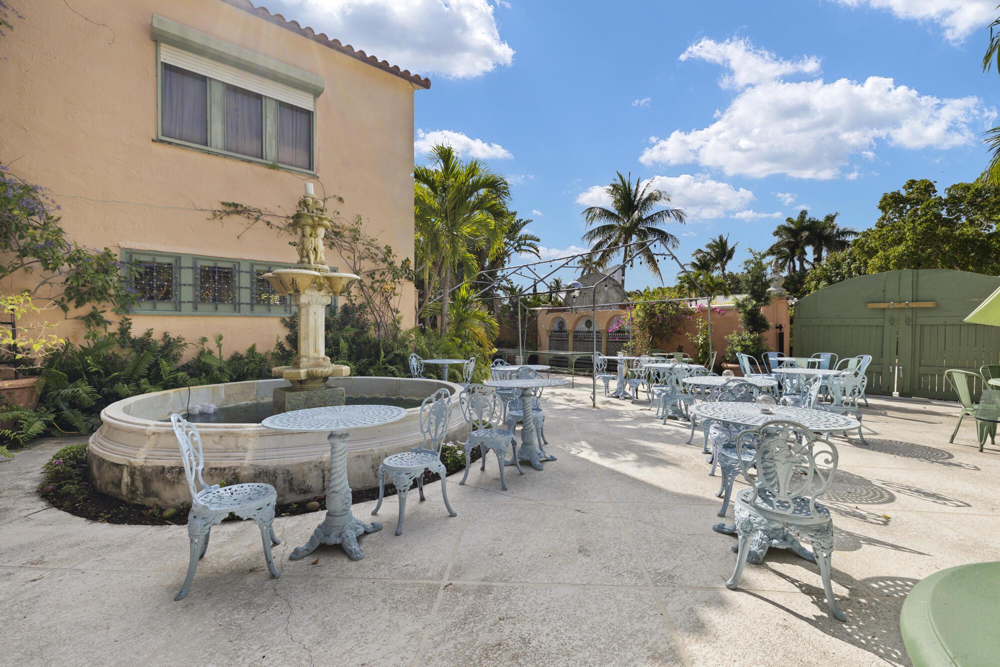 NORTH SHORE TERRACE PL NO 1 - Residential