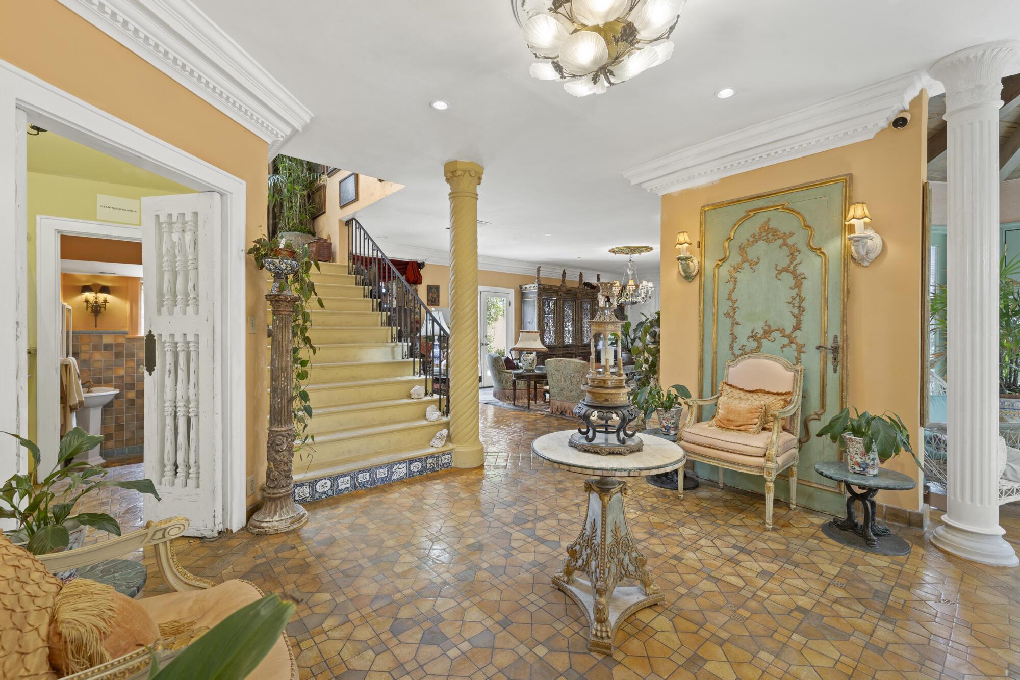 NORTH SHORE TERRACE PL NO 1 - Residential