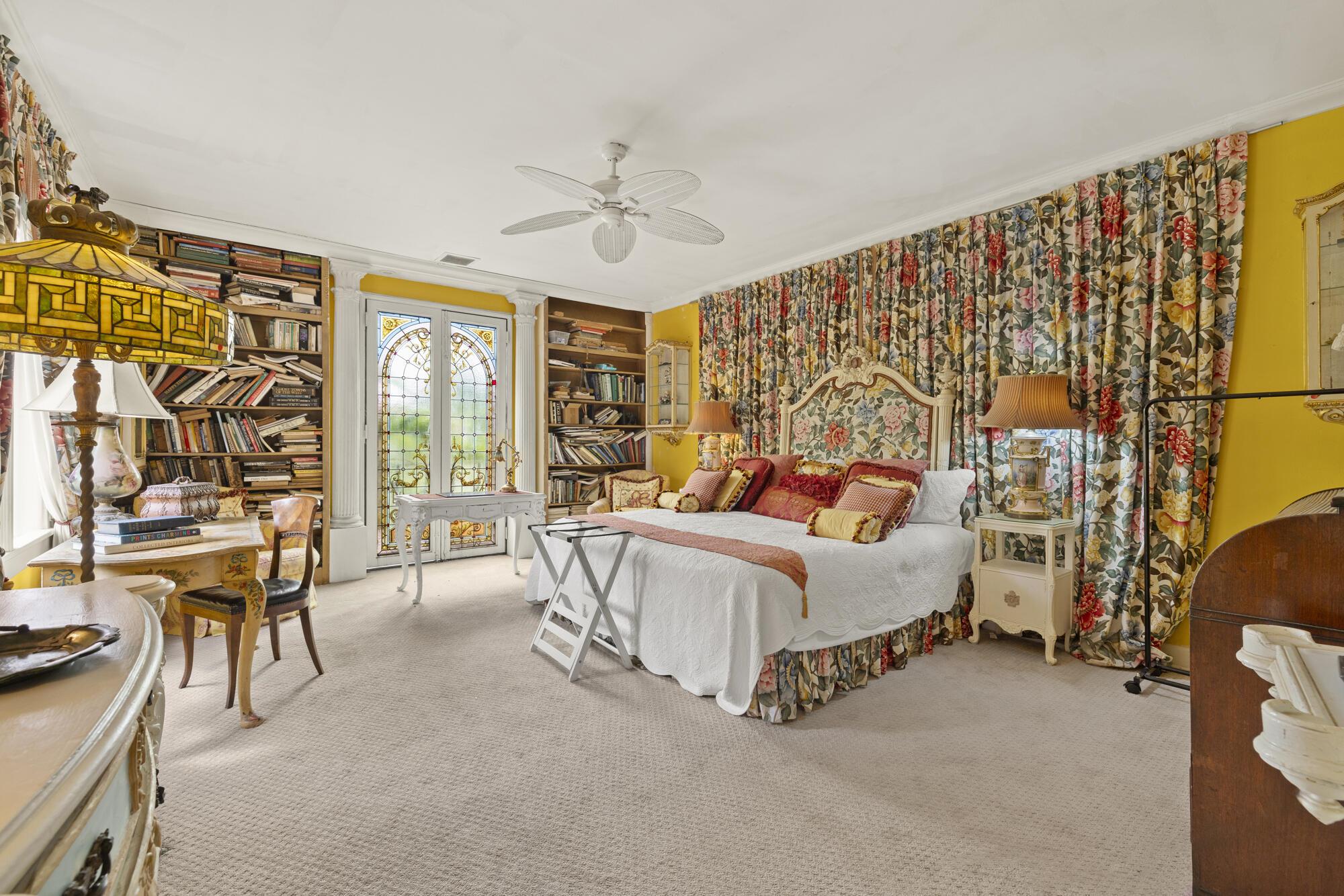 NORTH SHORE TERRACE PL NO 1 - Residential
