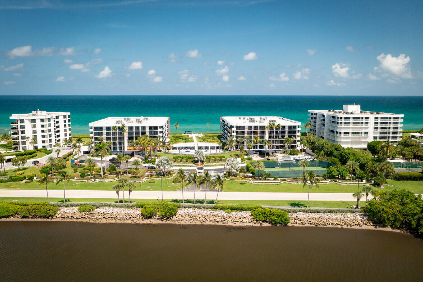 CARLTON PLACE CONDO - Residential