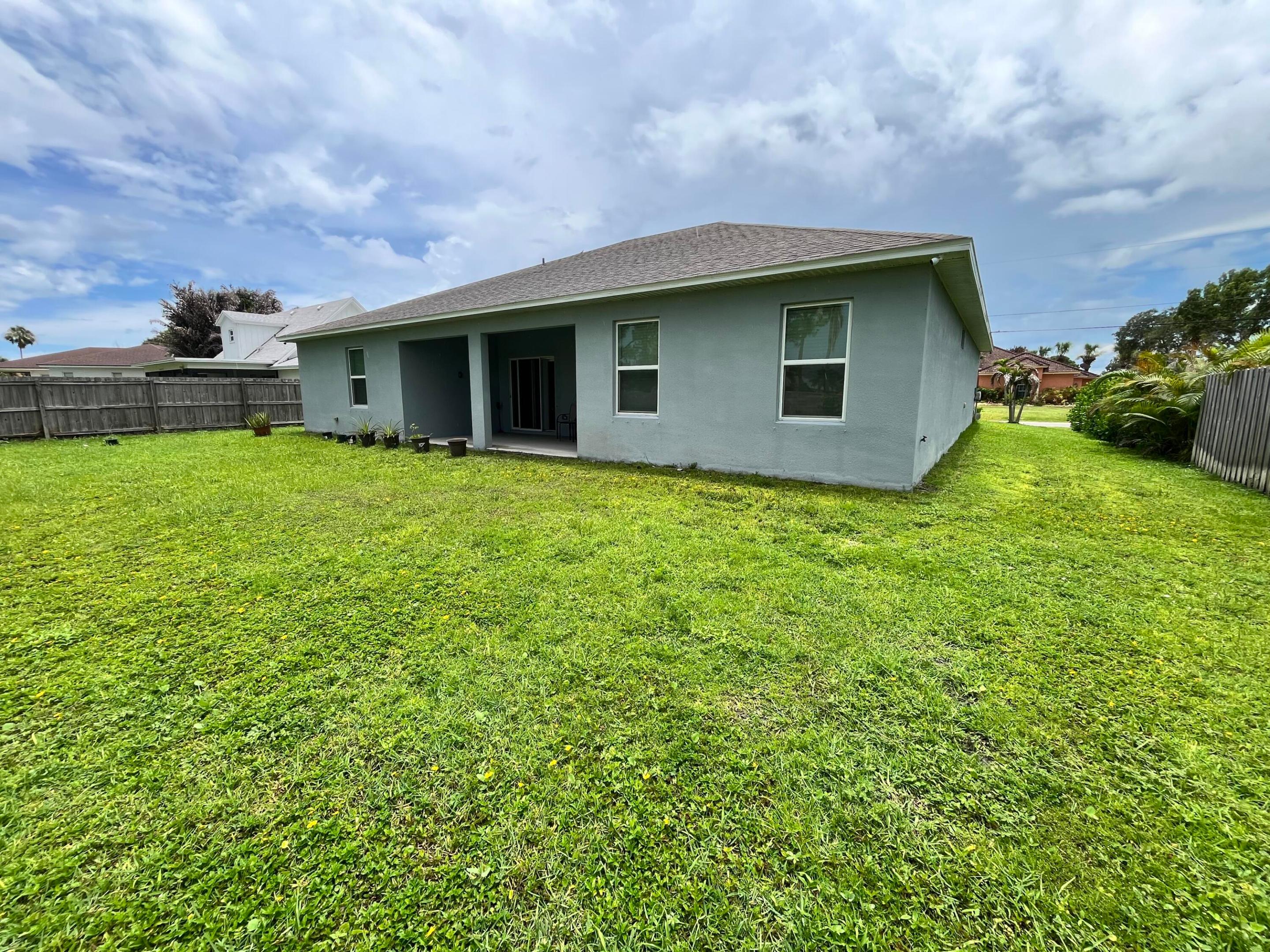 PORT ST LUCIE SECTION 12 - Residential Lease