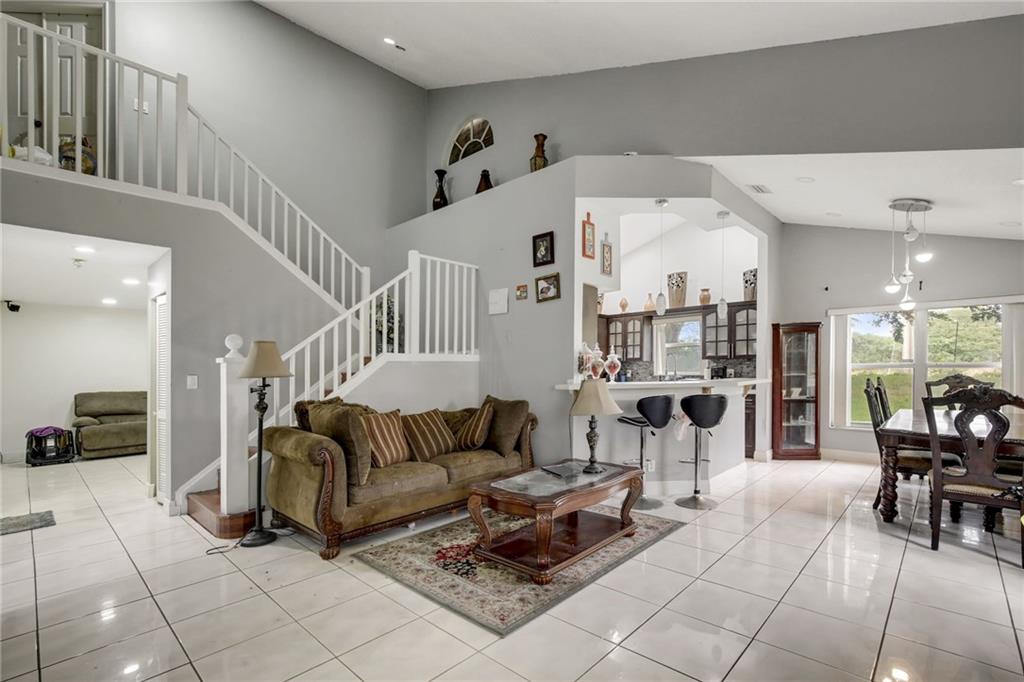 Holiday Spgs East 133-49 - Residential