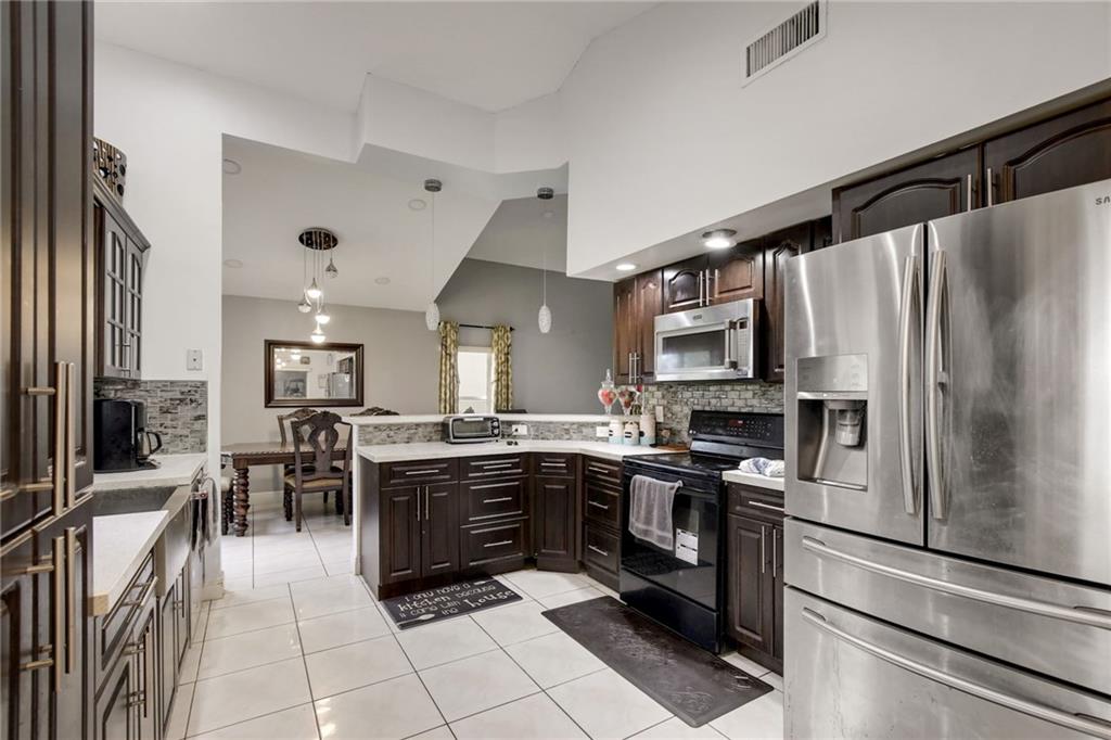 Holiday Spgs East 133-49 - Residential