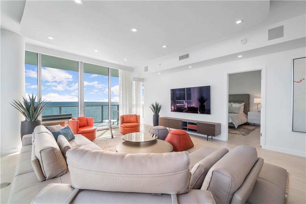 Auberge Beach Residences - Residential