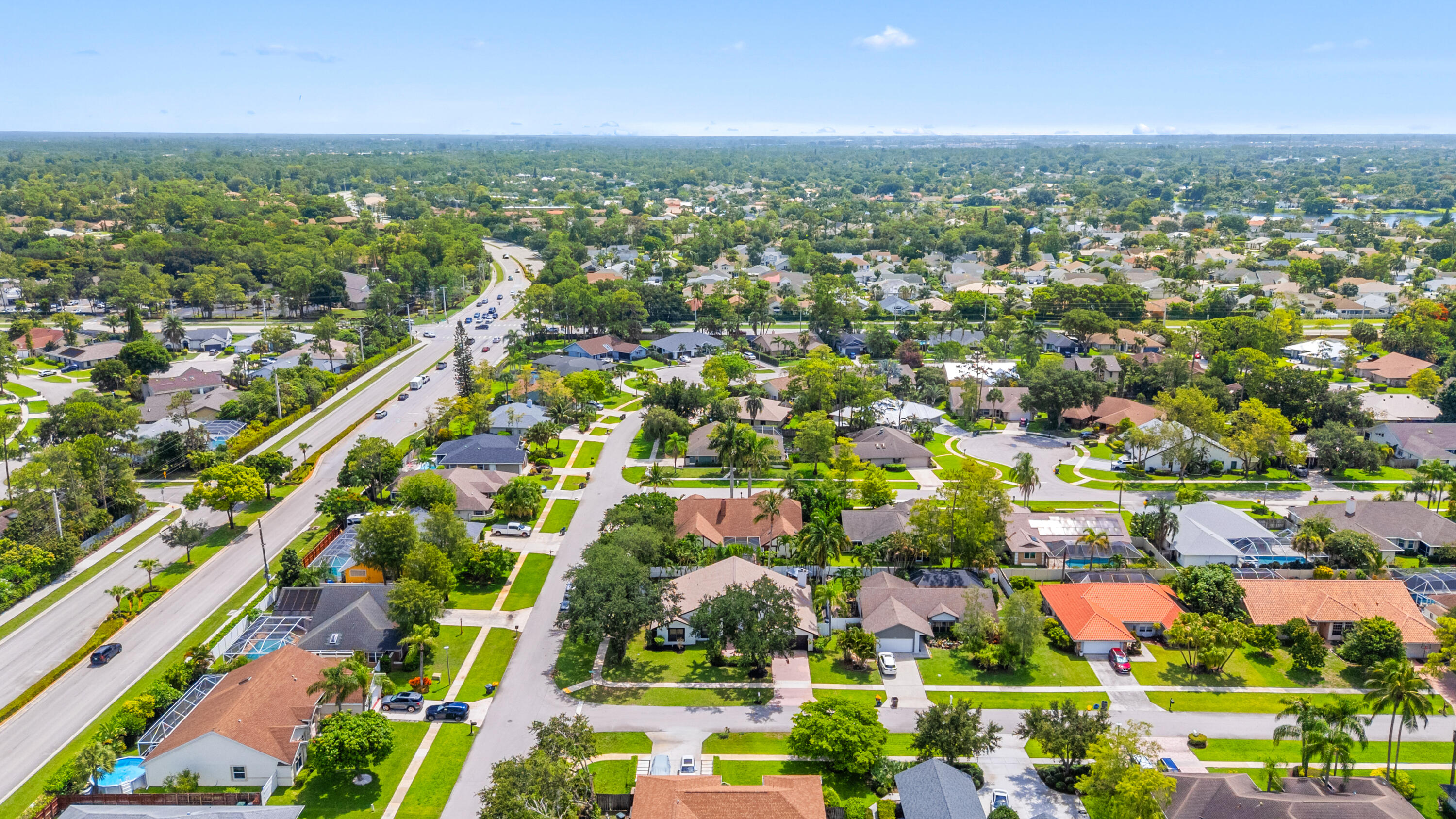 GREENVIEW SHORES 1 OF WELLINGTON - Residential