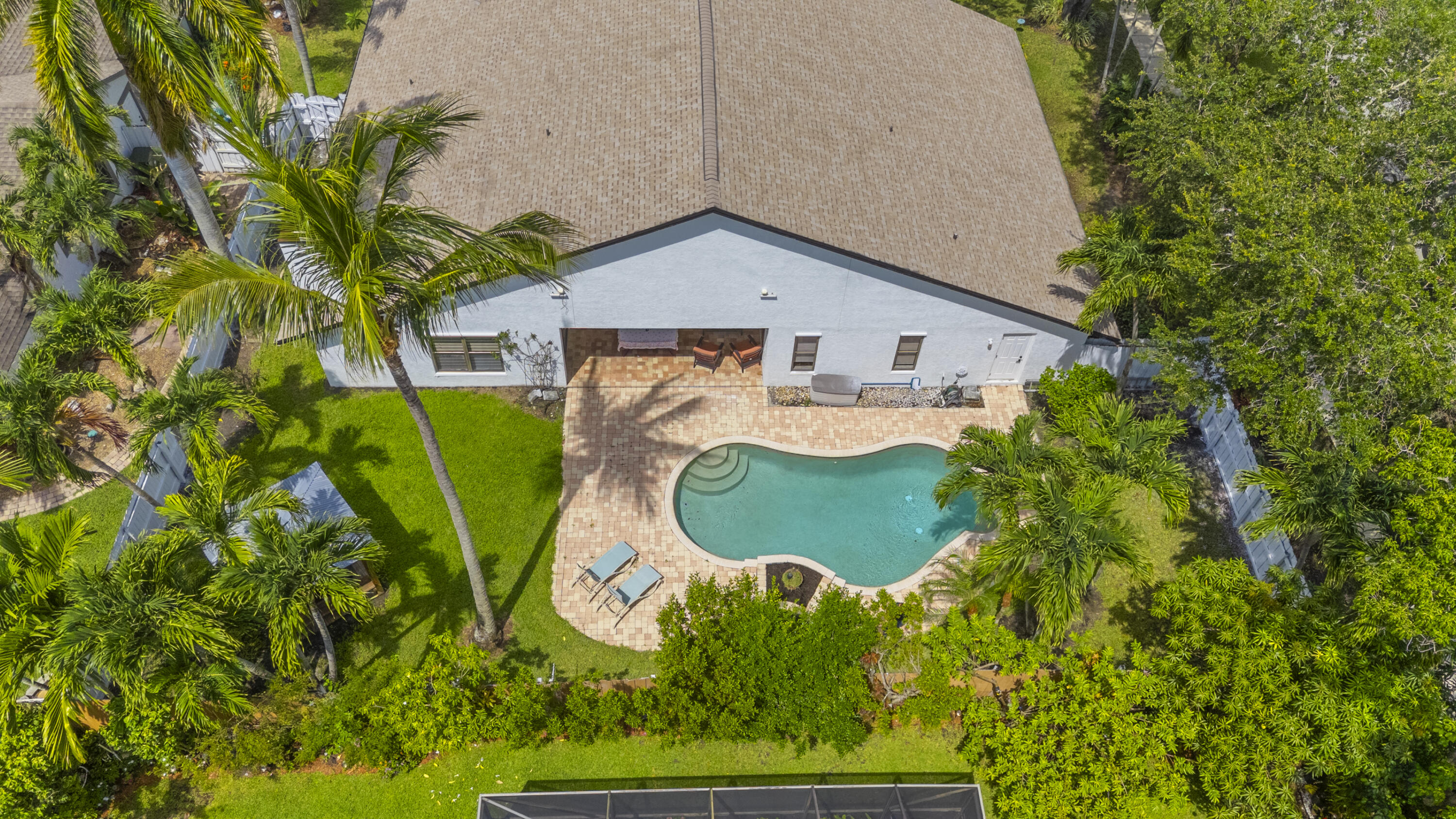 GREENVIEW SHORES 1 OF WELLINGTON - Residential