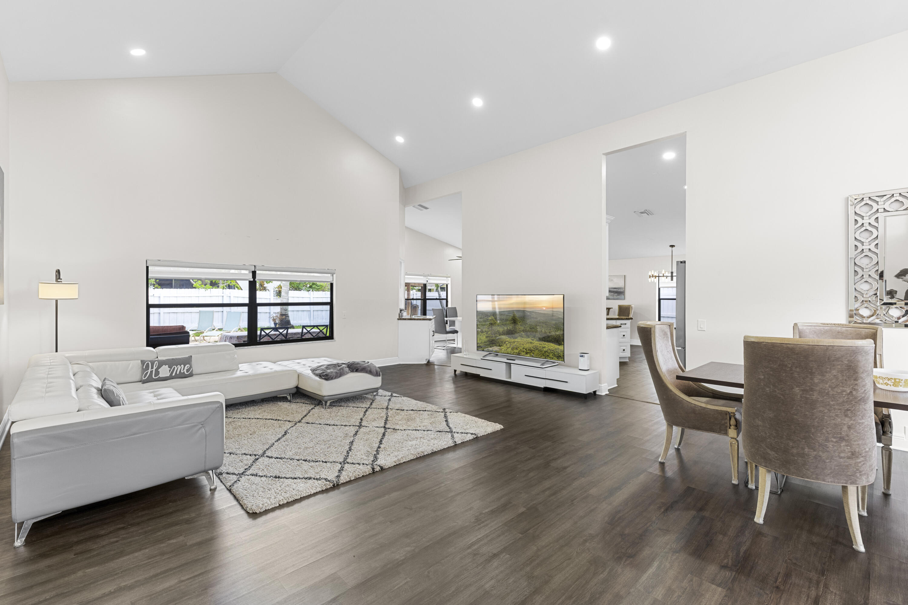 GREENVIEW SHORES 1 OF WELLINGTON - Residential