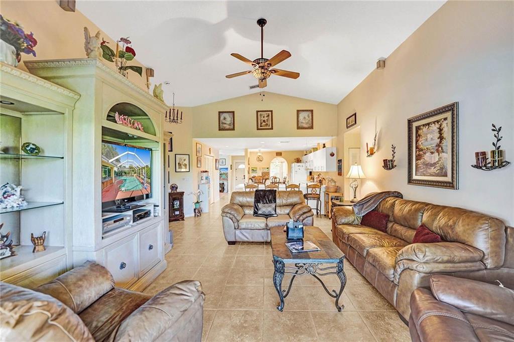 LAKE CHARLESTON - Residential