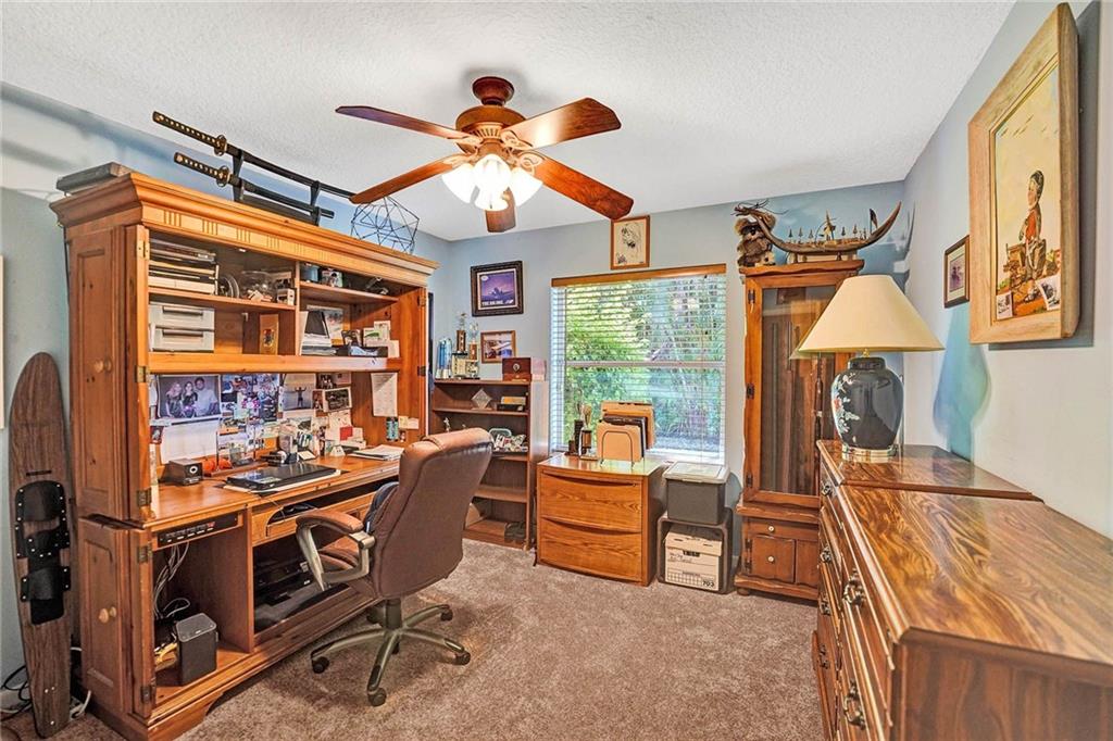 LAKE CHARLESTON - Residential