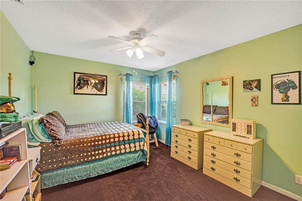 LAKE CHARLESTON - Residential
