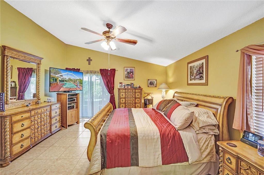 LAKE CHARLESTON - Residential