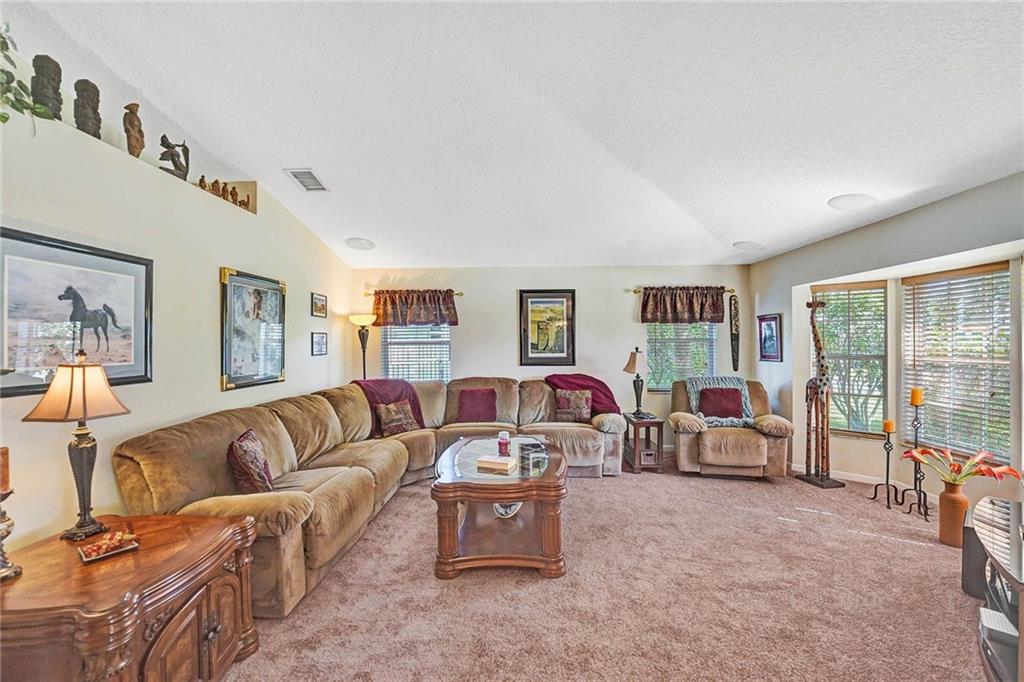 LAKE CHARLESTON - Residential