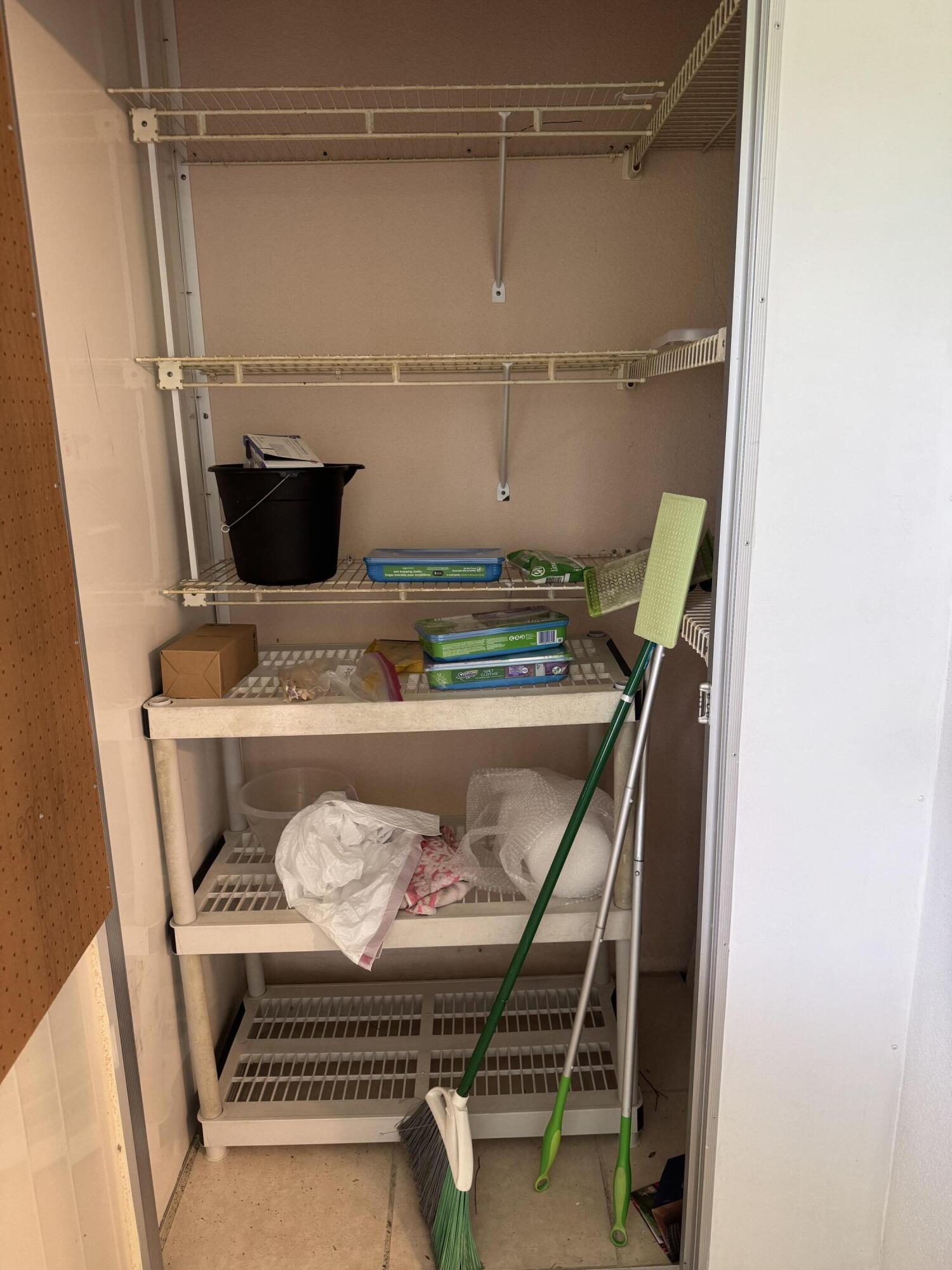 TILFORD V CONDO - Residential