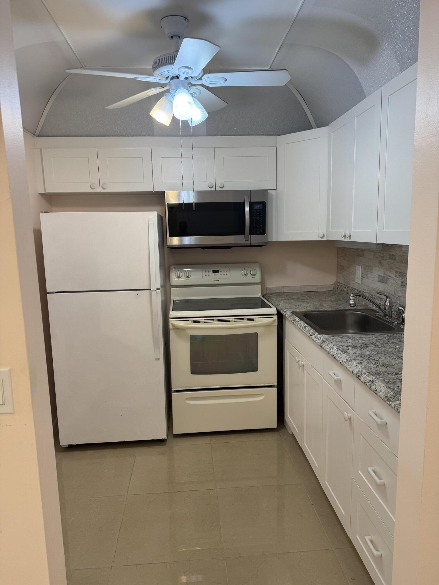 TILFORD V CONDO - Residential
