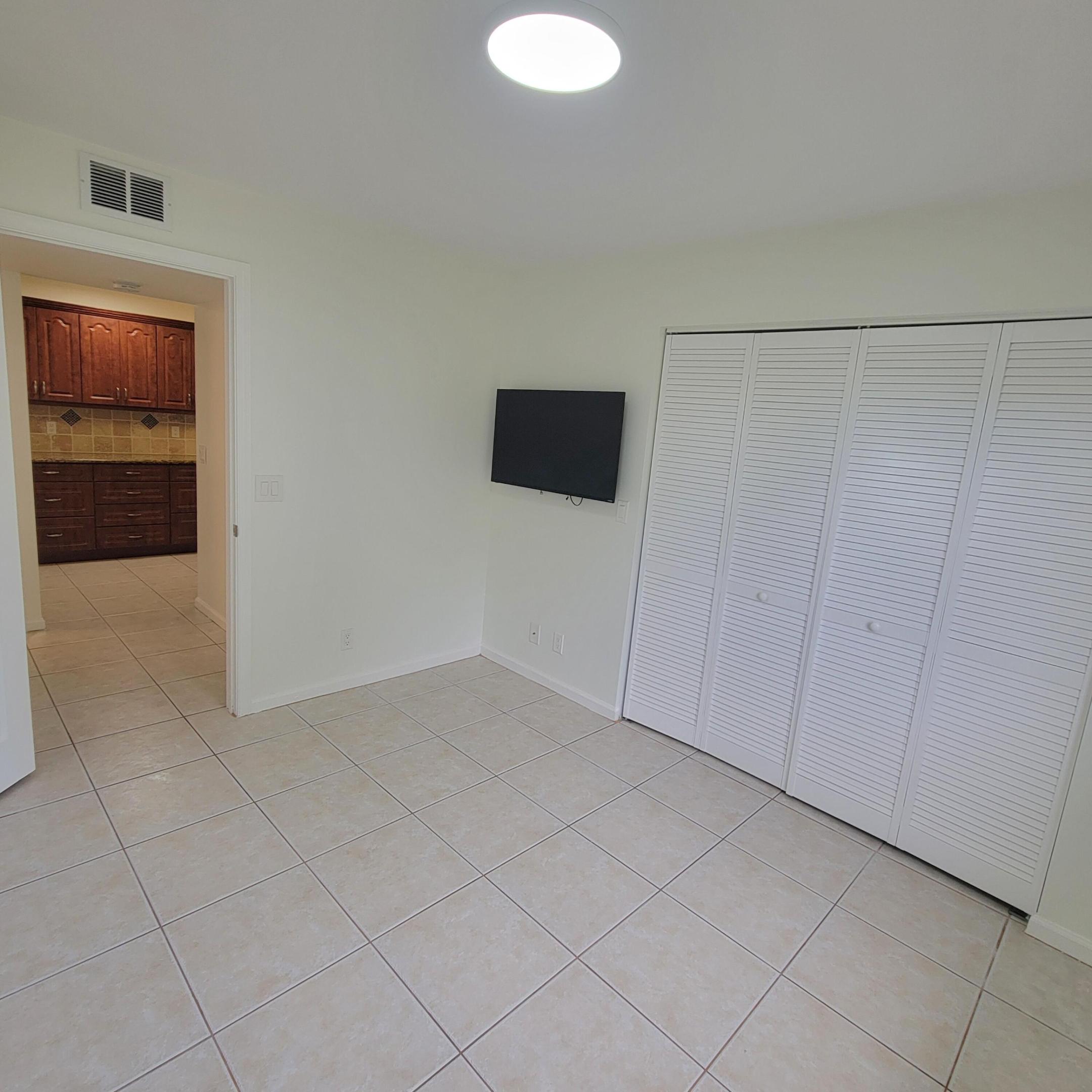 SOUTH LAKE CONDO - Residential