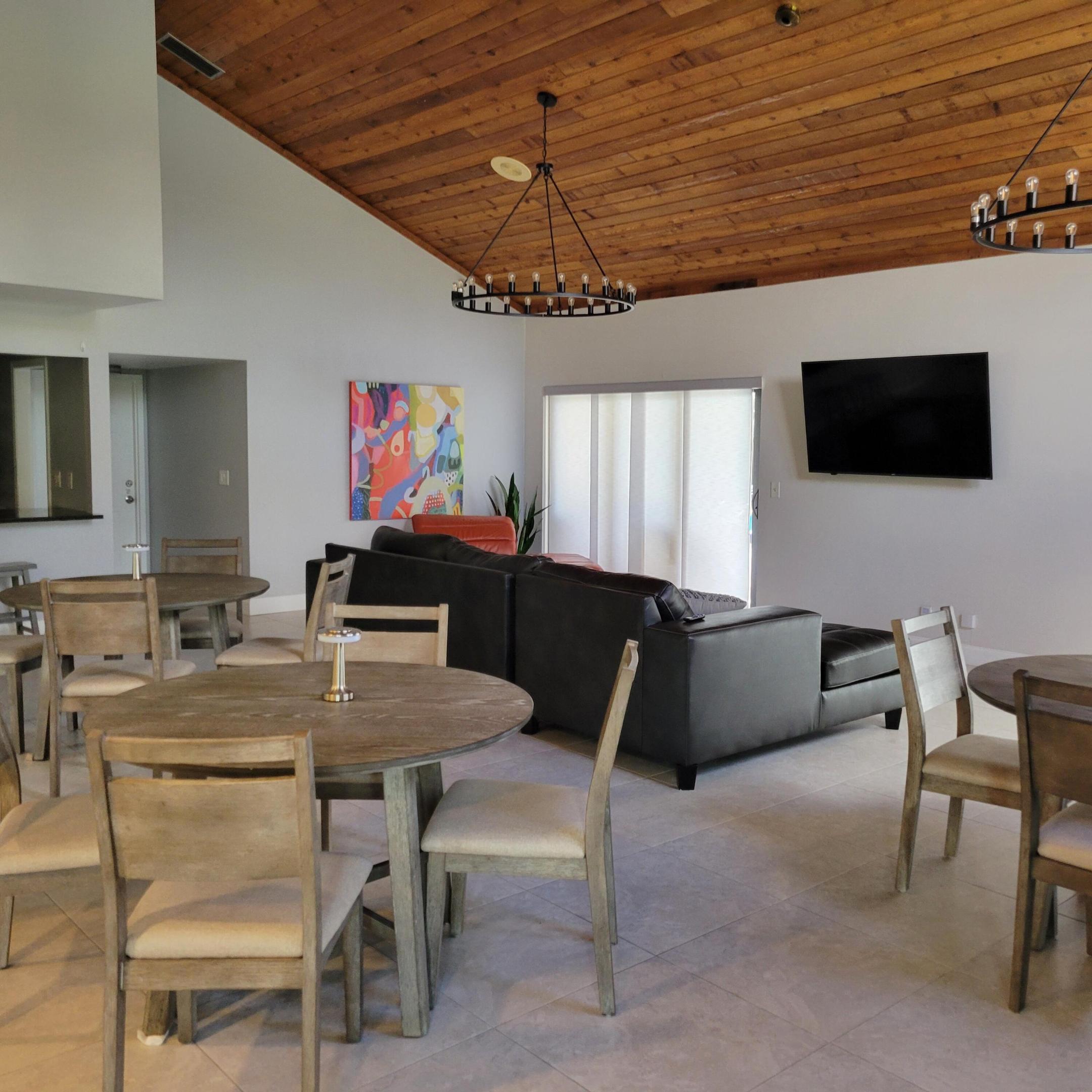 SOUTH LAKE CONDO - Residential