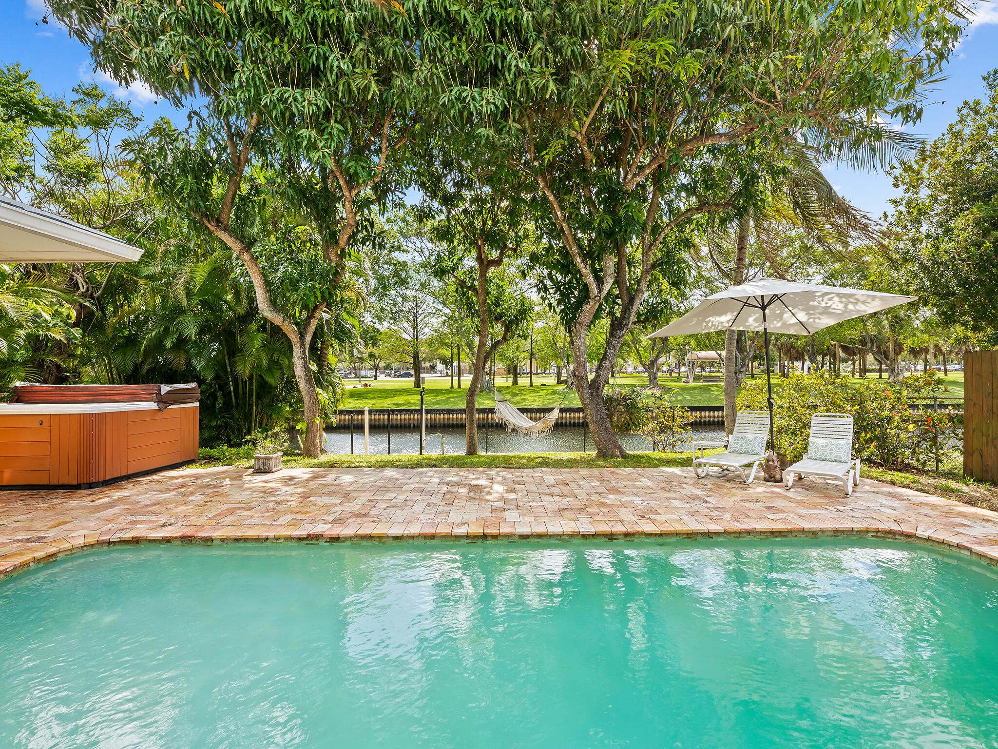 PLANTATION ISLES SEC 5 - Residential