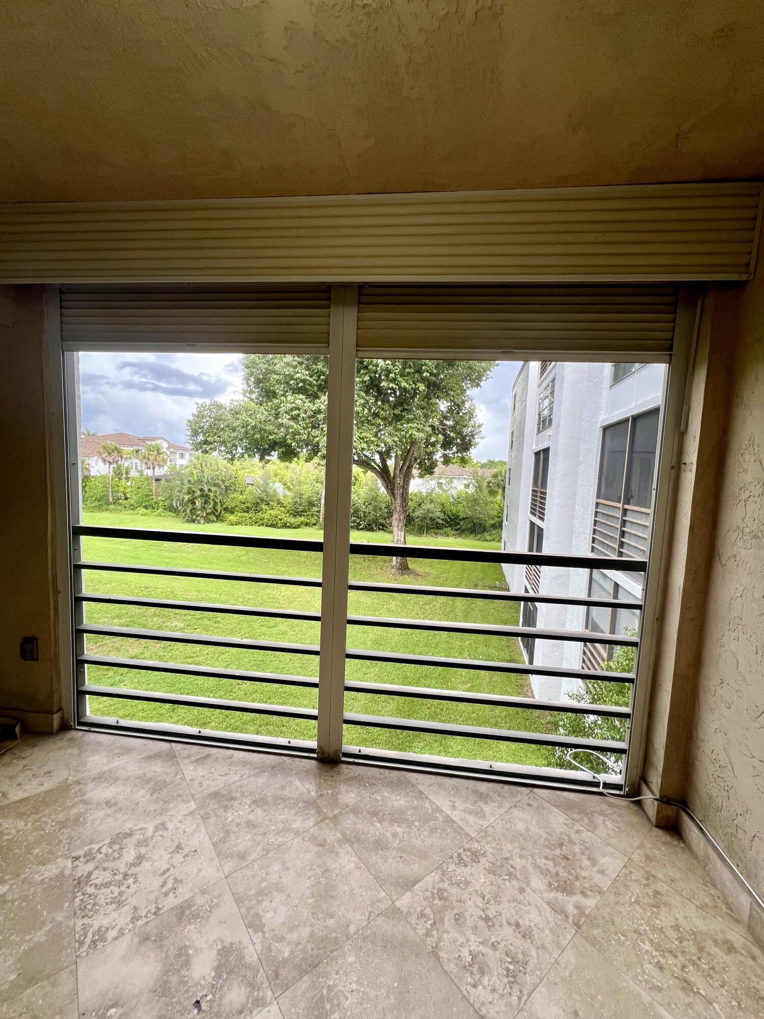 ISLE OF SANDALFOOT CONDO 4 - Residential