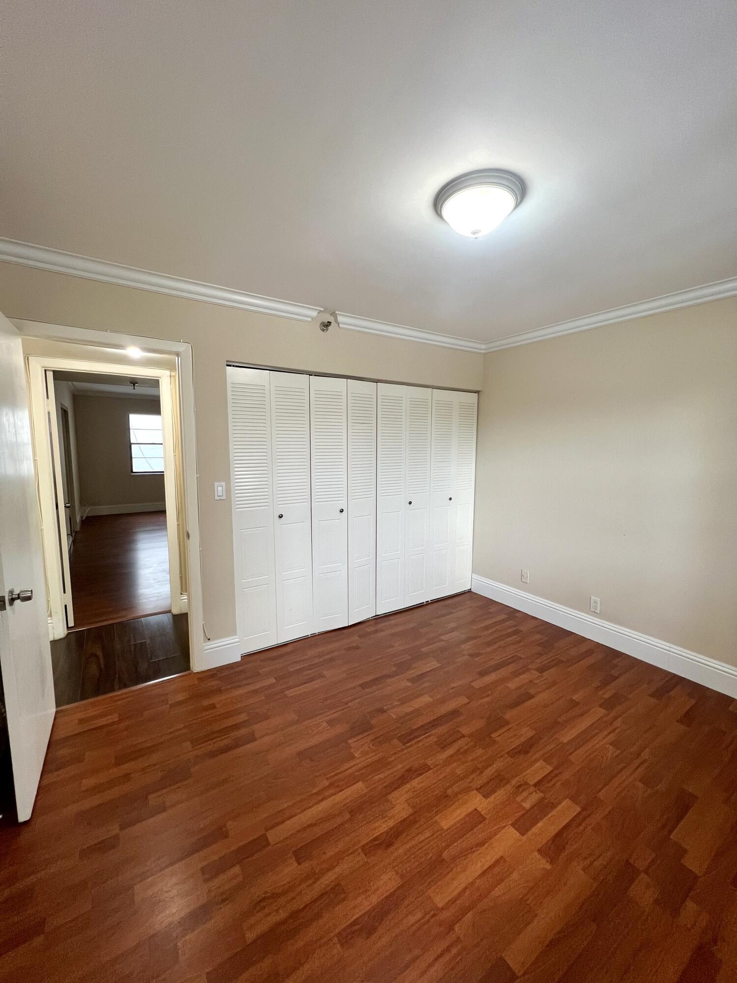 ISLE OF SANDALFOOT CONDO 4 - Residential