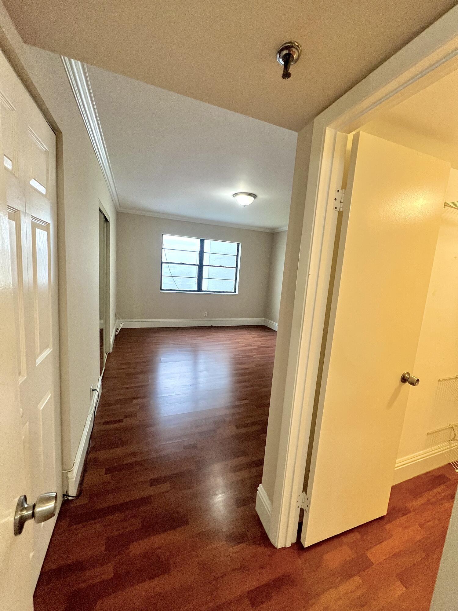 ISLE OF SANDALFOOT CONDO 4 - Residential