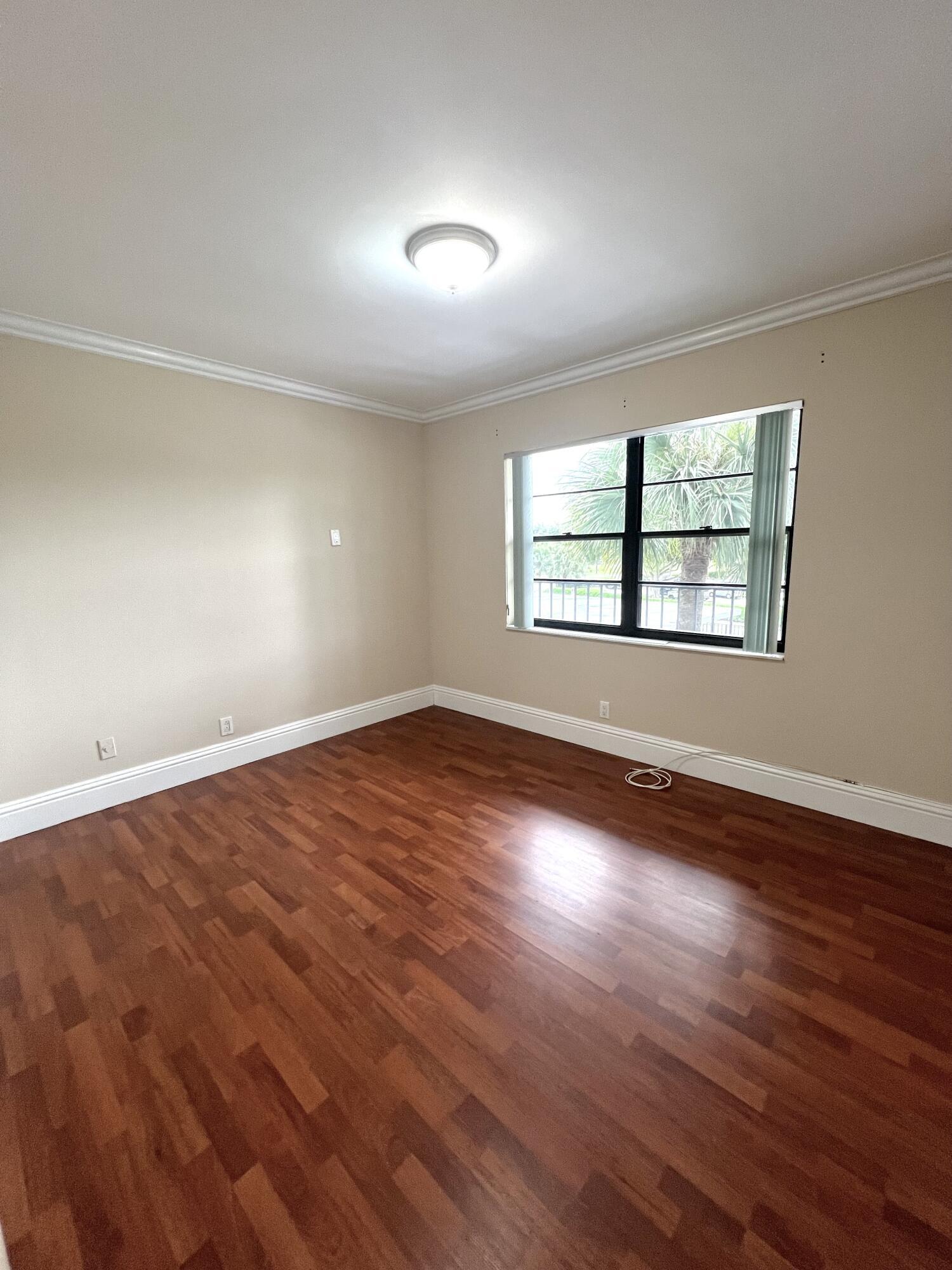 ISLE OF SANDALFOOT CONDO 4 - Residential