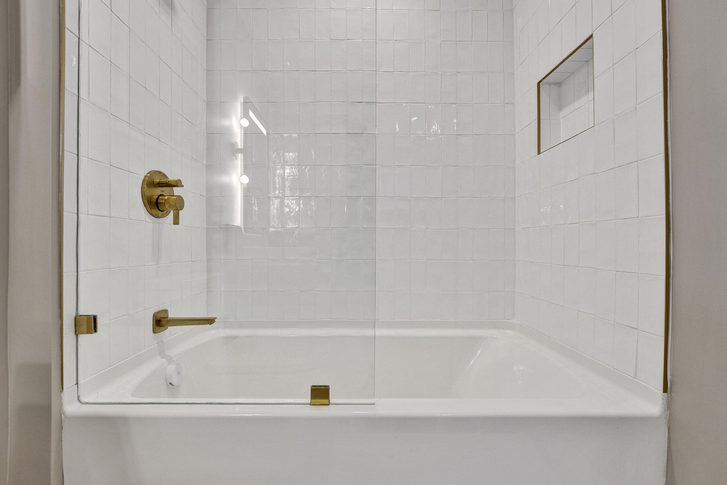 Natiivo / Gale Hotel - Residential