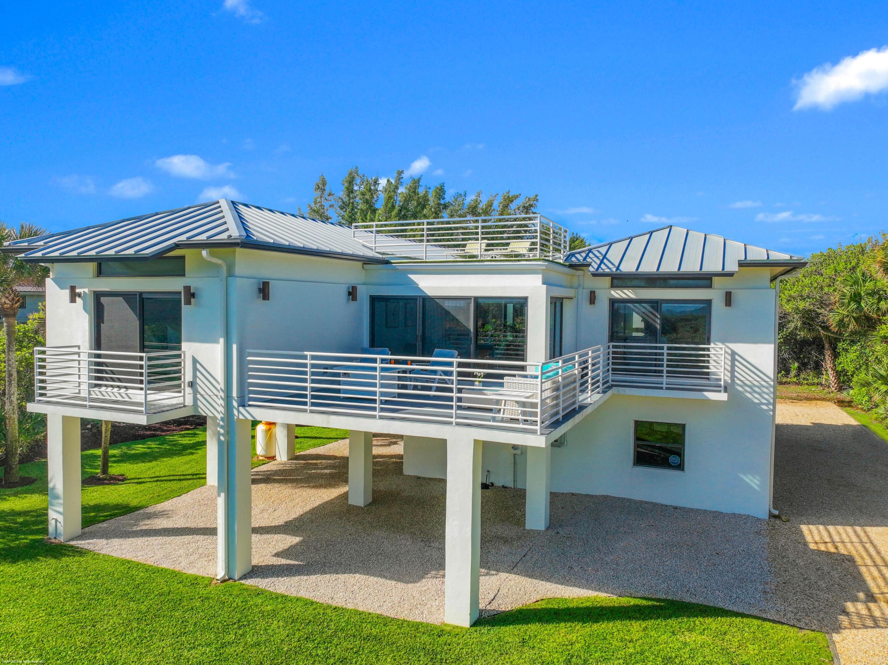 JUPITER ISLAND - Residential